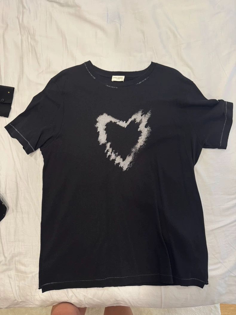 Saint Laurent Paris Saint laurent paris Love printed black short sleeve 2506-Ne Size US L / EU 52-54 / 3 - 1 Thumbnail