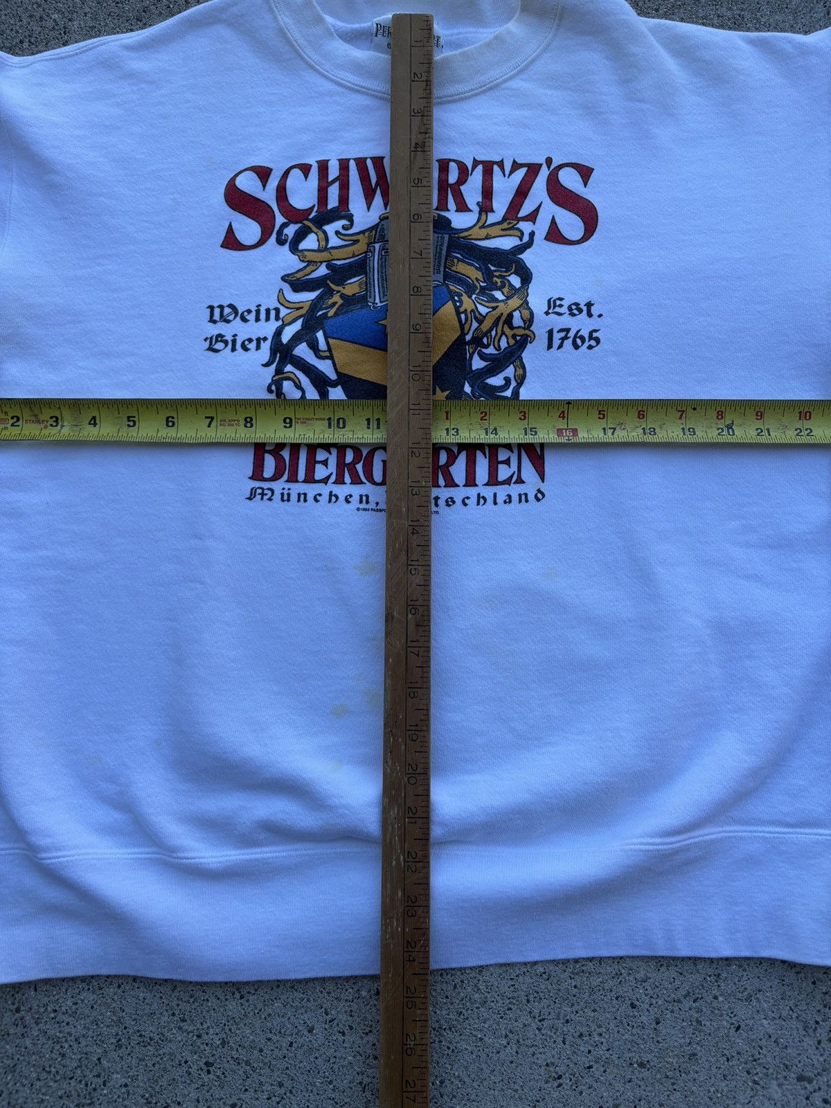 Hanes Vintage 1989 “Schwartz’s Biergarten” Germany Sweater Size L Size US XL / EU 56 / 4 - 6 Thumbnail