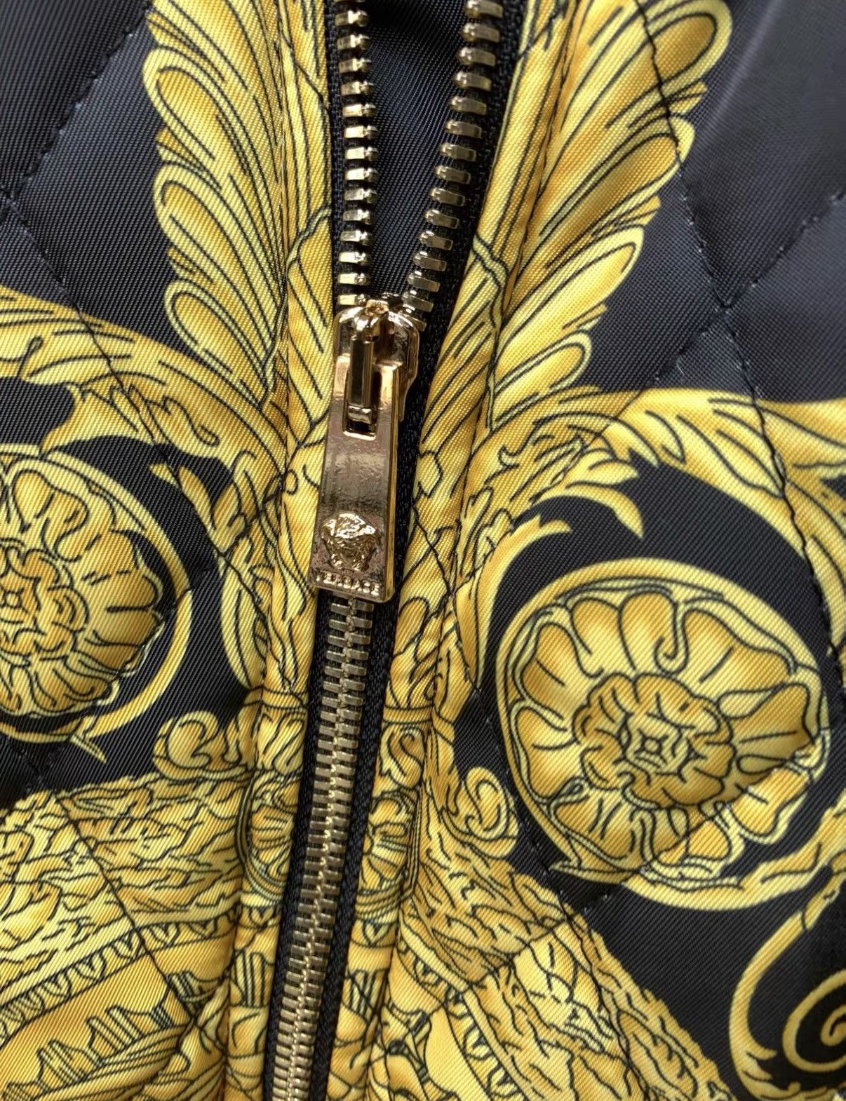 Versace VERSACE Baroque Print Stand Collar Padded Jacket Size US M / EU 48-50 / 2 - 2 Thumbnail