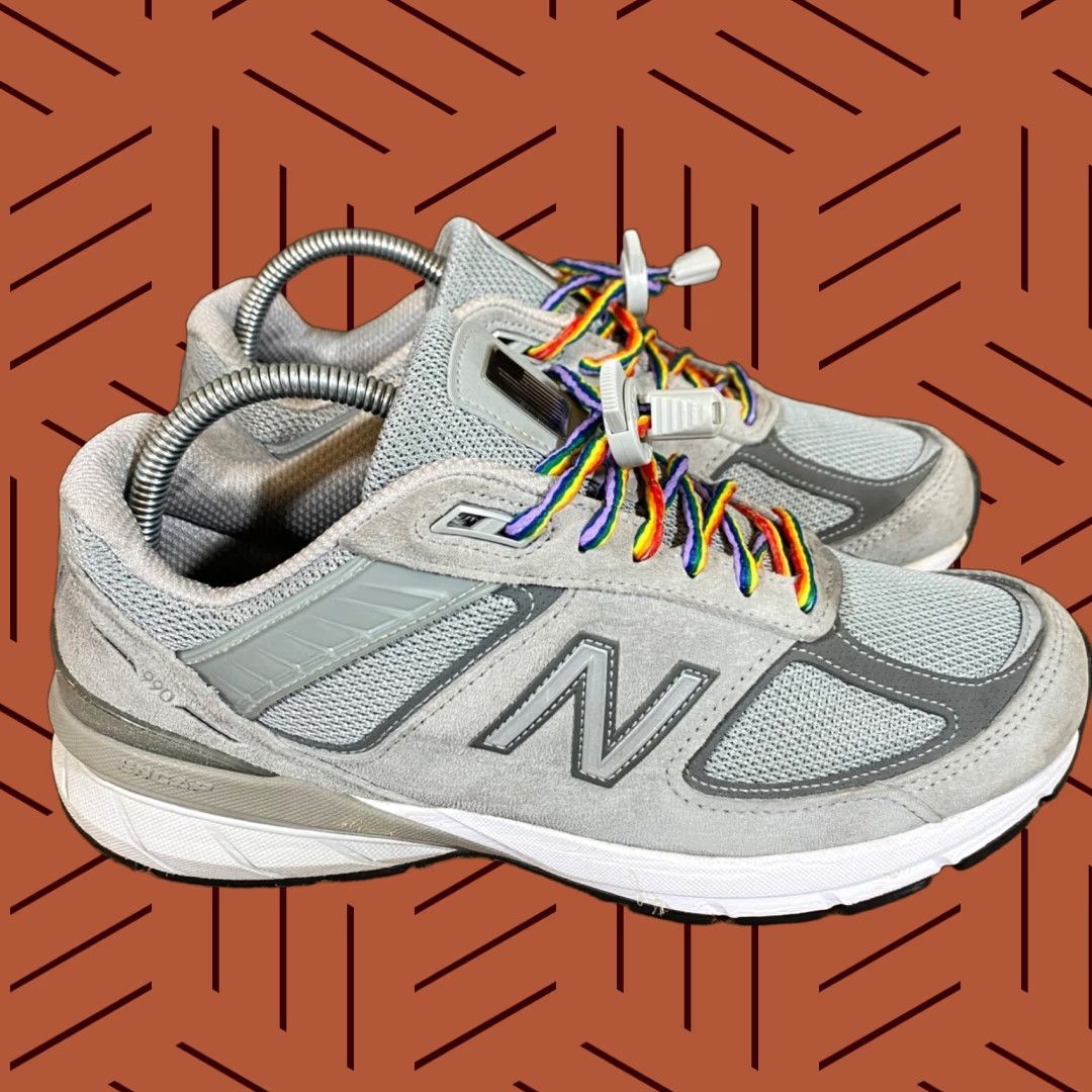New Balance New Balance 990v5 Womens 9 D Wide Castle Gray White Running W990GL5 Made in USA Size US 9 / IT 39 - 1 Thumbnail