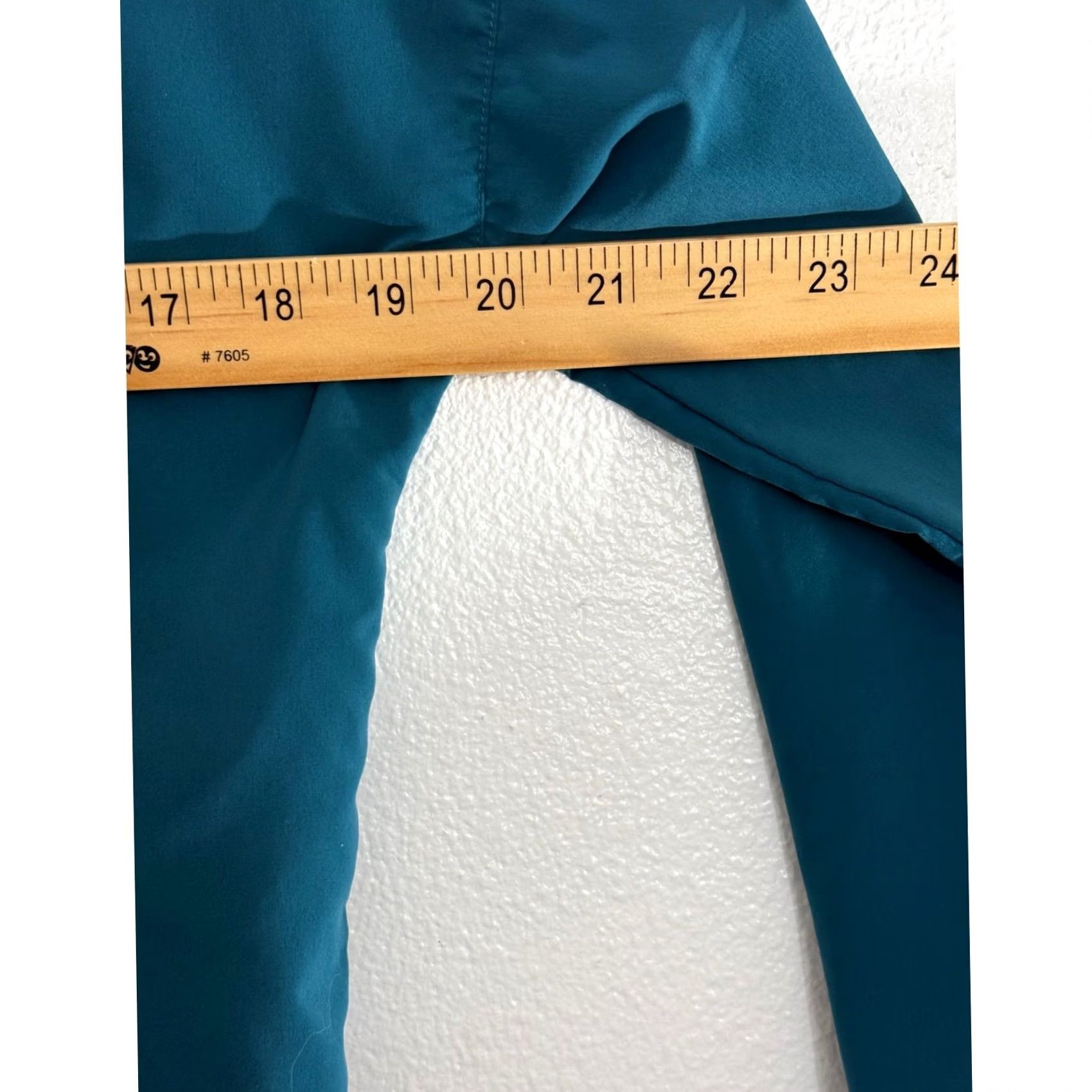 Mountain Hardwear Mountain Hard Wear Teal Long Sleeve Shirt Solid Nylon Women Size M Size M / US 6-8 / IT 42-44 - 4 Thumbnail