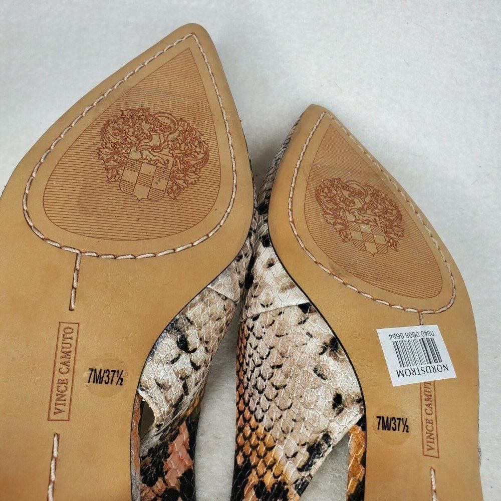 Vince Camuto Vince Camuto Womens Multicolor Flats Size US 7M Size US 7 / IT 37 - 7 Thumbnail