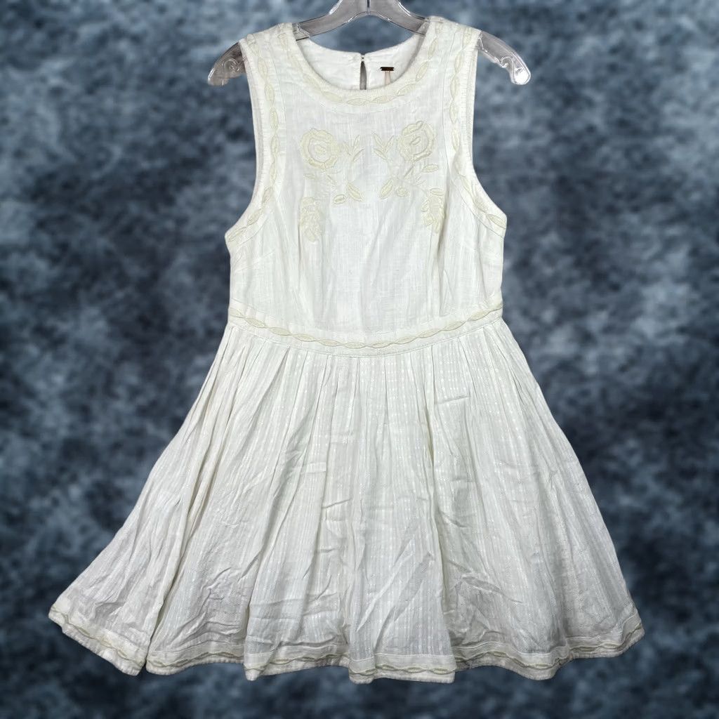 tight homecoming dresses White Spaghetti Straps Lace Short Dress Bold red homecoming dress Size:XXSP BF_VIP_30 A Navy Sweater Dress