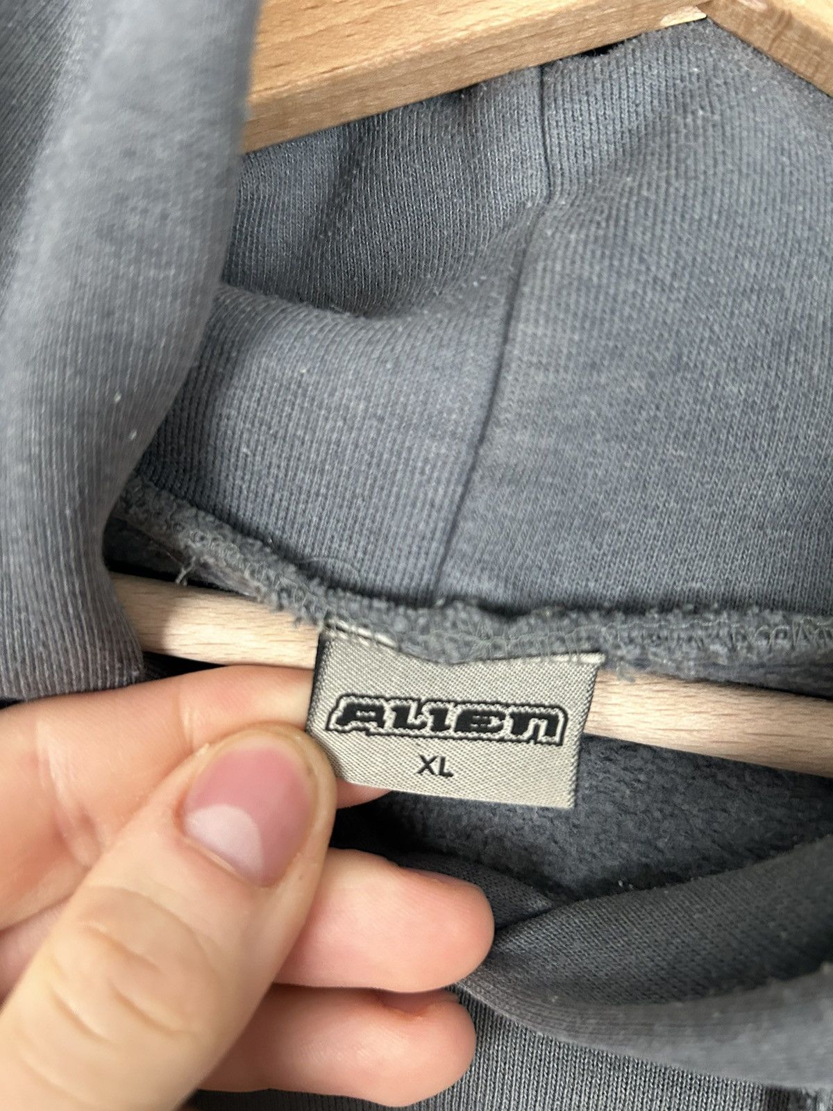 Alien Workshop Vintage Alien Workshop Activity Hoodie 90s Rare Skategang Size US XL / EU 56 / 4 - 6 Thumbnail
