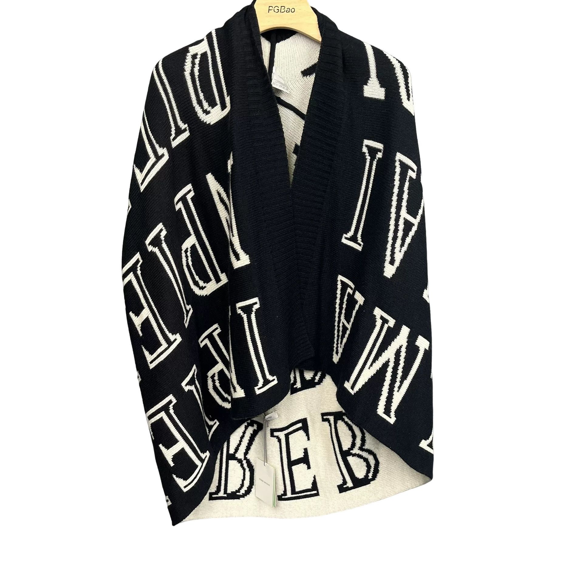 Pierre Balmain Pierre Balmain Logo Print Cloak Sweater 38 Size S / US 4 / IT 40 - 1 Thumbnail
