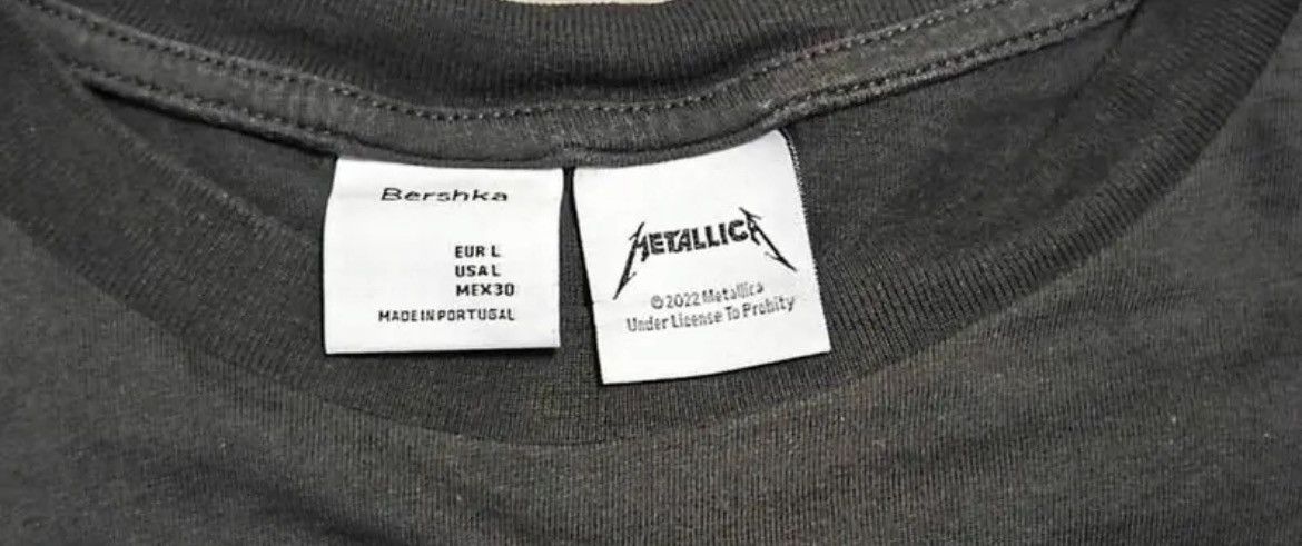 Band Tees Vintage y2k style Metallica Band Tee - Retro Style crop top Size S / US 4 / IT 40 - 2 Thumbnail