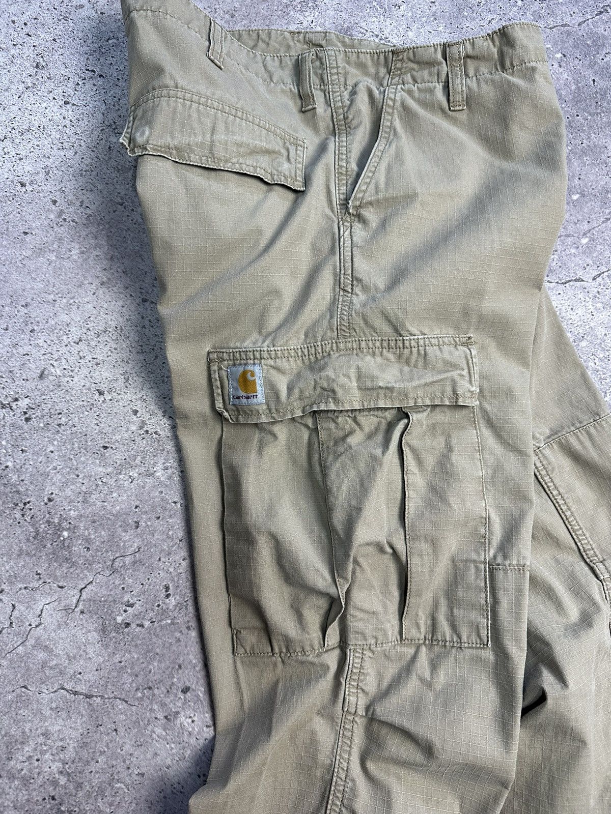 Carhartt × Vintage Vintage Carhartt Cargo Distressed Pants Faded Beige Y2K Size US 31 - 11 Thumbnail