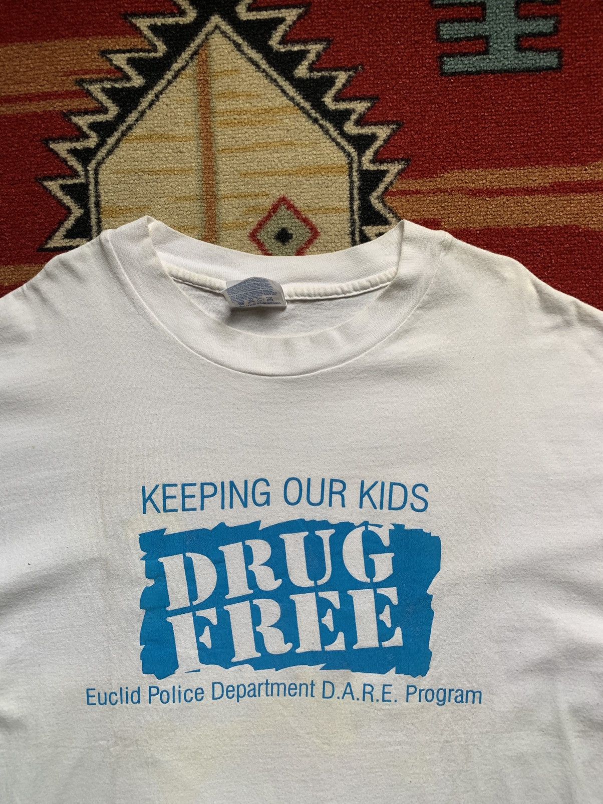 Vintage Vintage Tees DARE "Drug Free" Size US XL / EU 56 / 4 - 7 Thumbnail