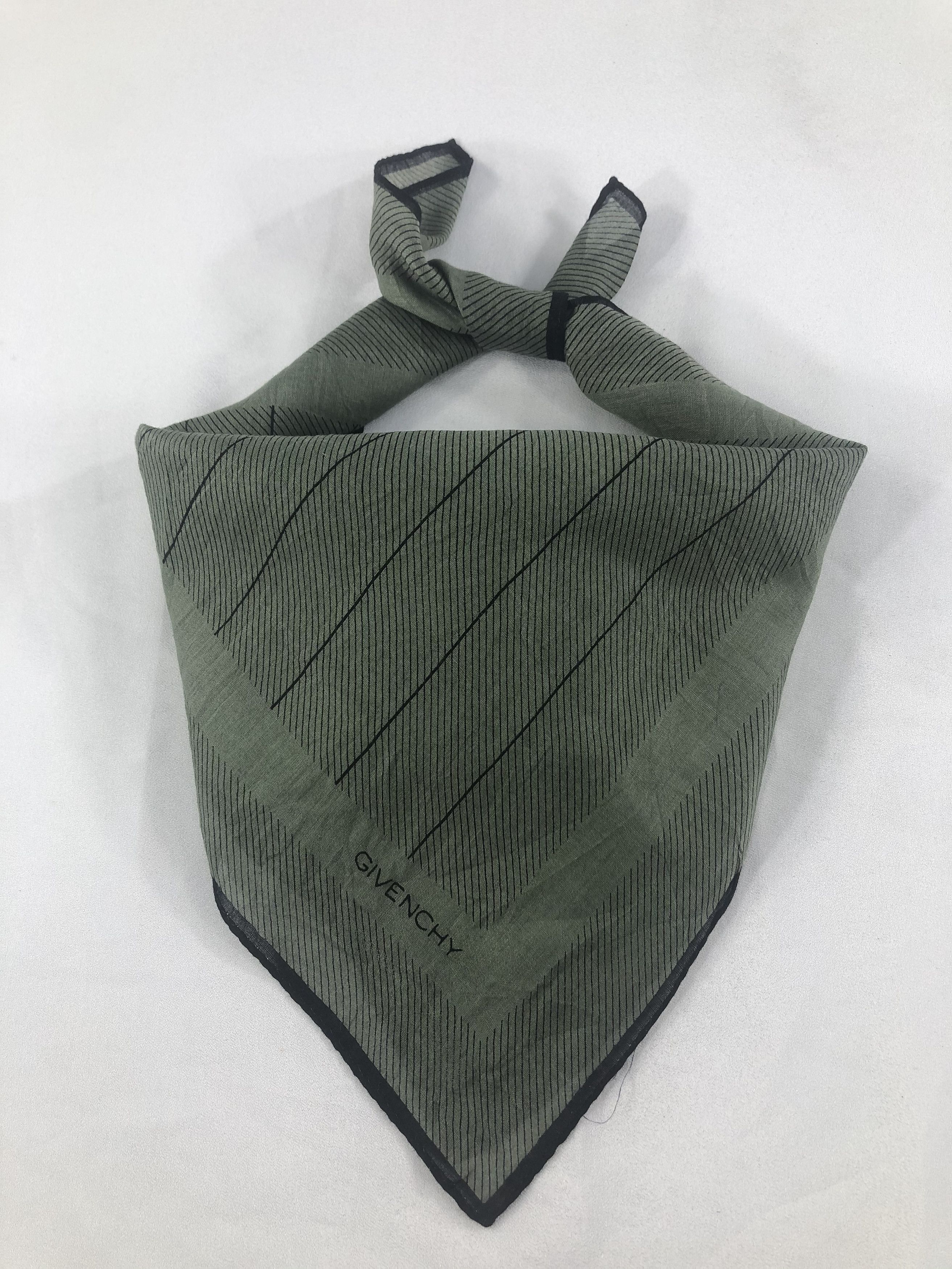 Vintage Givenchy Handkerchief / Bandana / Neckerchief Size ONE SIZE - 2 Thumbnail