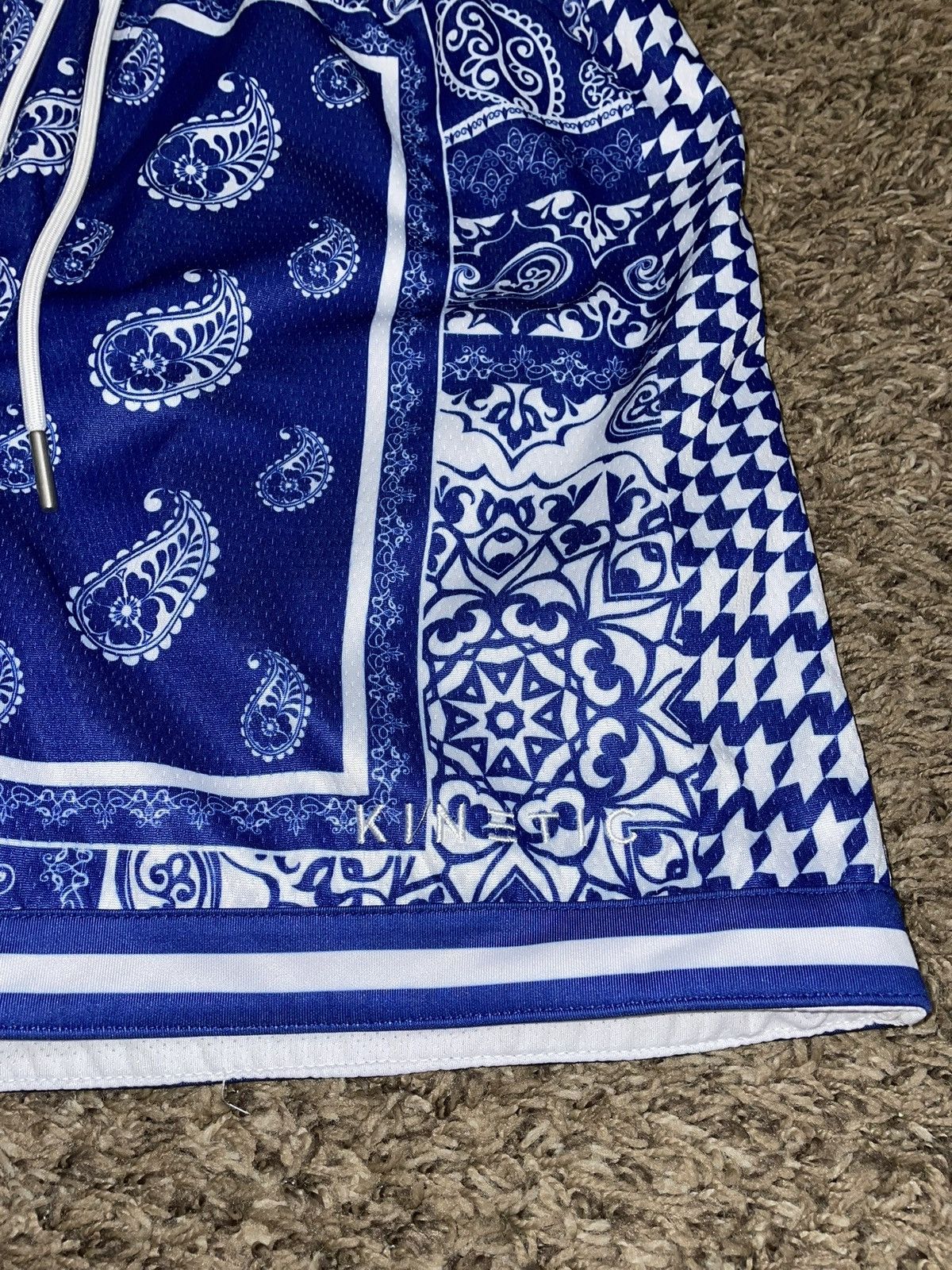 Designer Kinetic Kings Blue Paisley Mesh Shorts Size US 30 / EU 46 - 3 Thumbnail