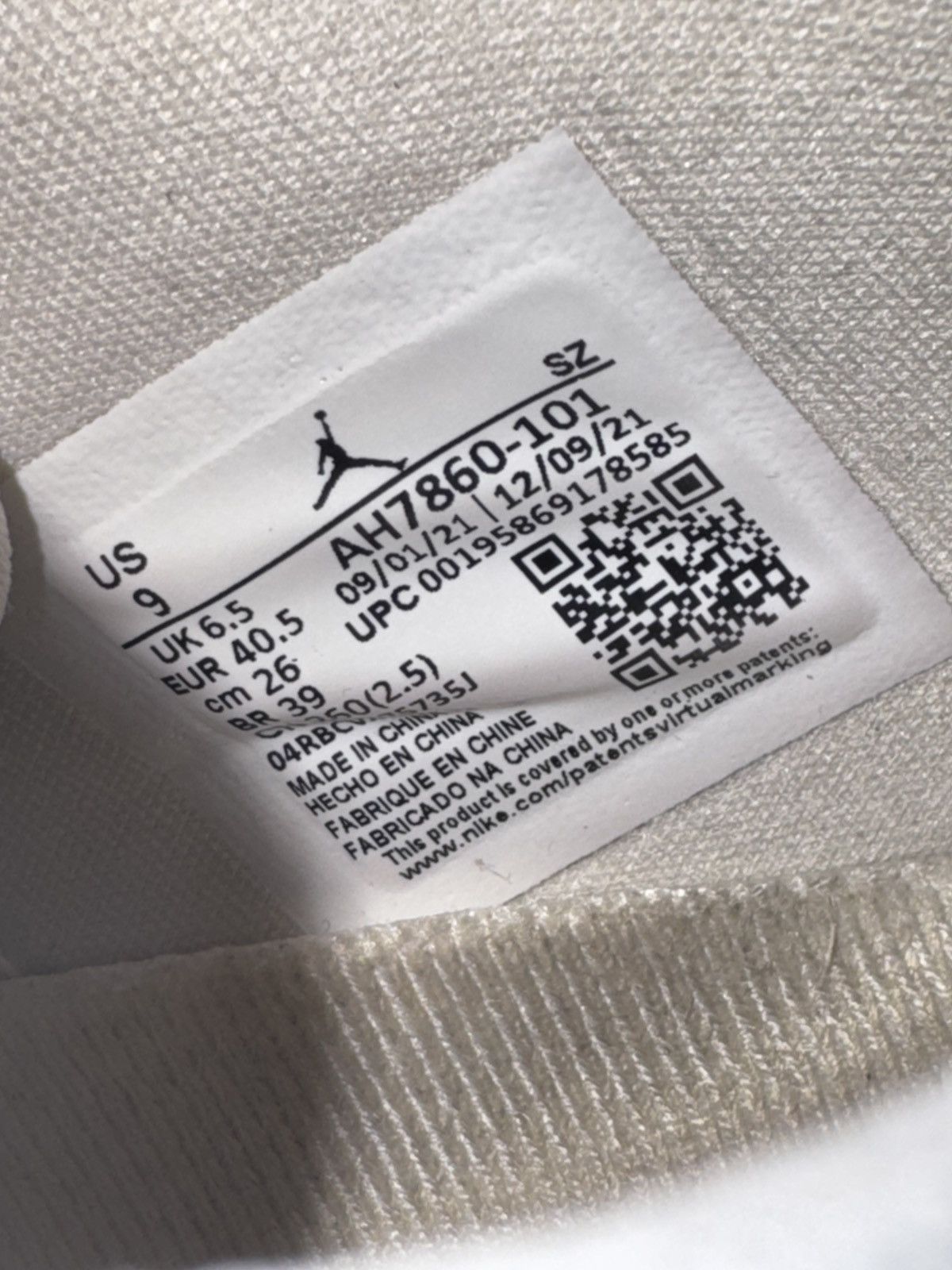 Jordan Brand Jordan 11 Pure Violet Size US 9 / IT 39 - 4 Thumbnail