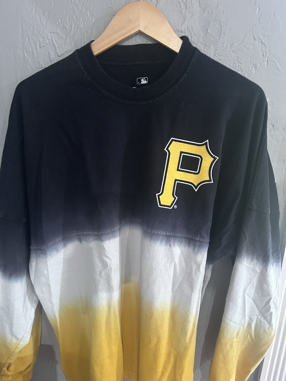 MLB black and gold ombre dip-dyed pirates jersey Size US M / EU 48-50 / 2 - 2 Thumbnail