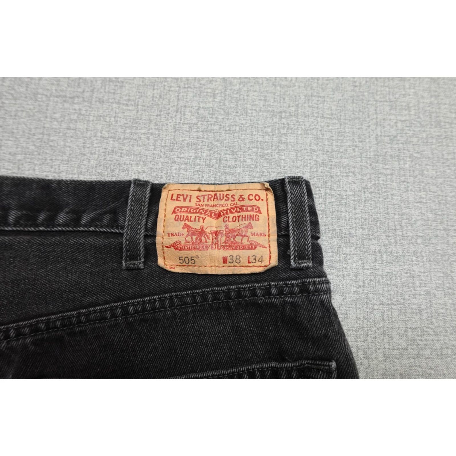 Levi's Levi’s 505 Jeans Mens Regular Fit Black Charcoal Wash Denim Straight Leg 38x34 Cotton Zip Pocket Leather Patch Red Tab Size US 38 / EU 54 - 2 Thumbnail