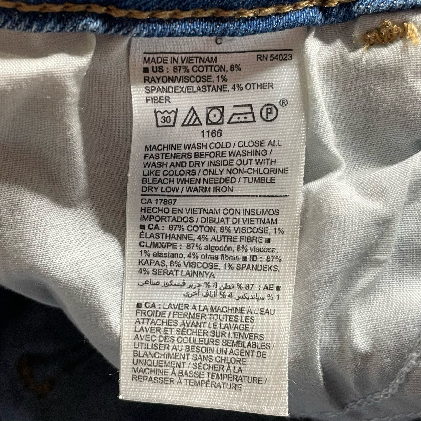 Old Navy NWOT Old Navy Rockstar Super Skinny Jeans Size 28" / US 6 / IT 42 - 5 Thumbnail