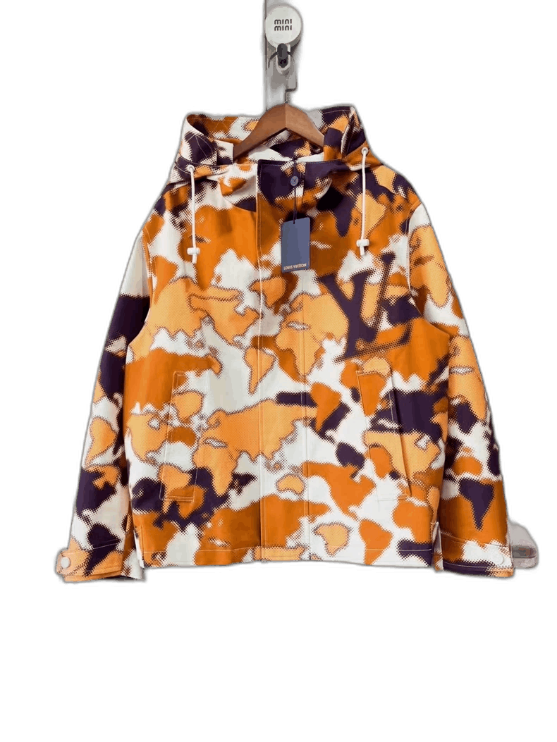 Louis Vuitton Louis Vuitton map print hooded jacket-2508 Size US M / EU 48-50 / 2 - 1 Thumbnail