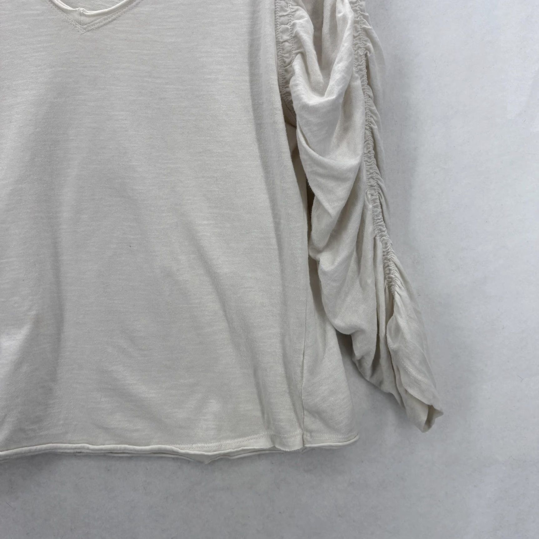 Vintage Maeve Shirt Womens Medium White Ruched Sleeve V Neck Cotton Top Anthropologie Size M / US 6-8 / IT 42-44 - 3 Thumbnail