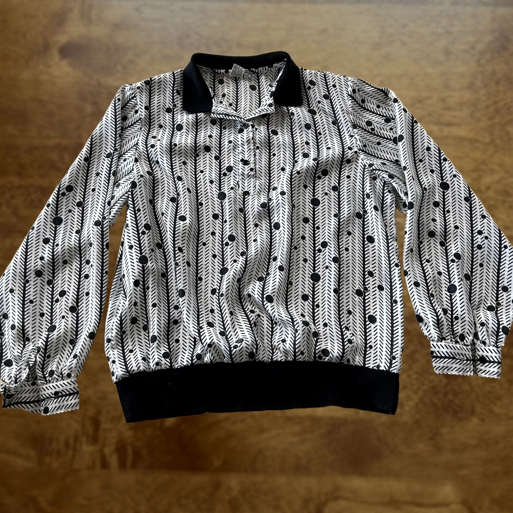 Vintage Vintage Geometric Print Blouse Womens 16 White Black Collared Long Sleeve Shirt Size XXL / US 16-18 / IT 52-54 - 1 Thumbnail