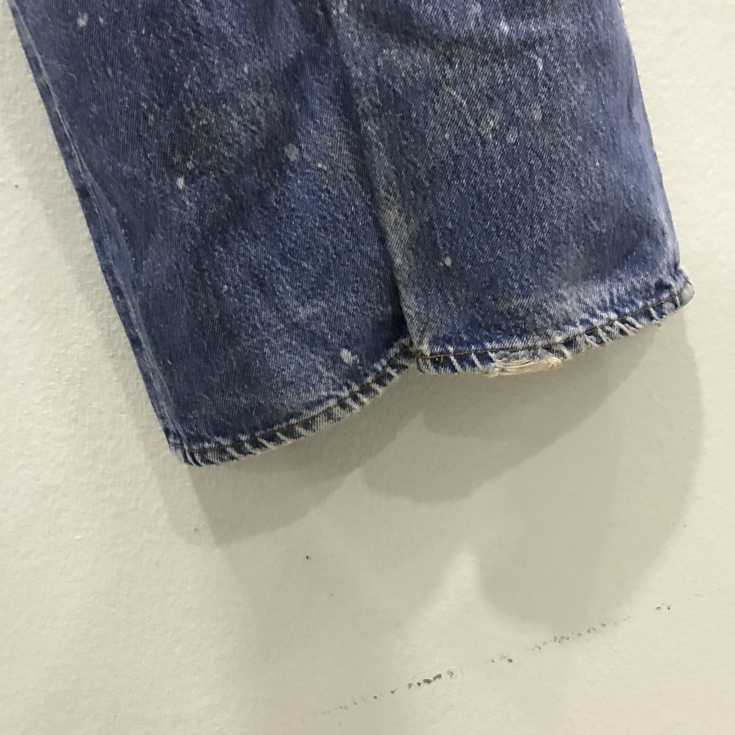 Levi's Vintage 90s Levi’s 501 Straight Leg Jeans Fade Blue Size US 31 - 8 Thumbnail