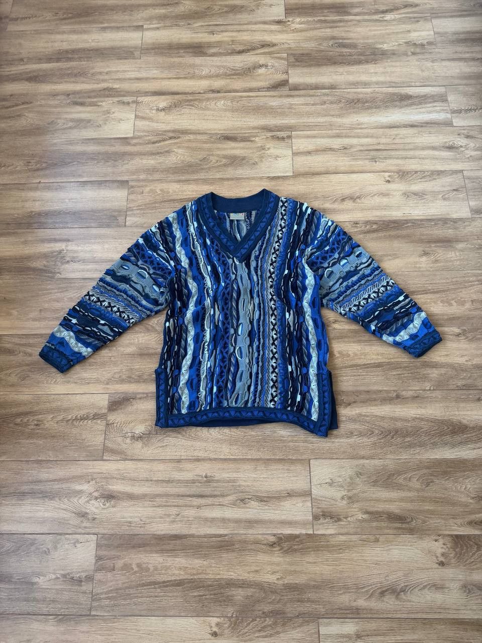 Coogi Vtg COOGI Australia Sweater Blue Knit Cotton Notorious BIG Size US L / EU 52-54 / 3 - 1 Thumbnail