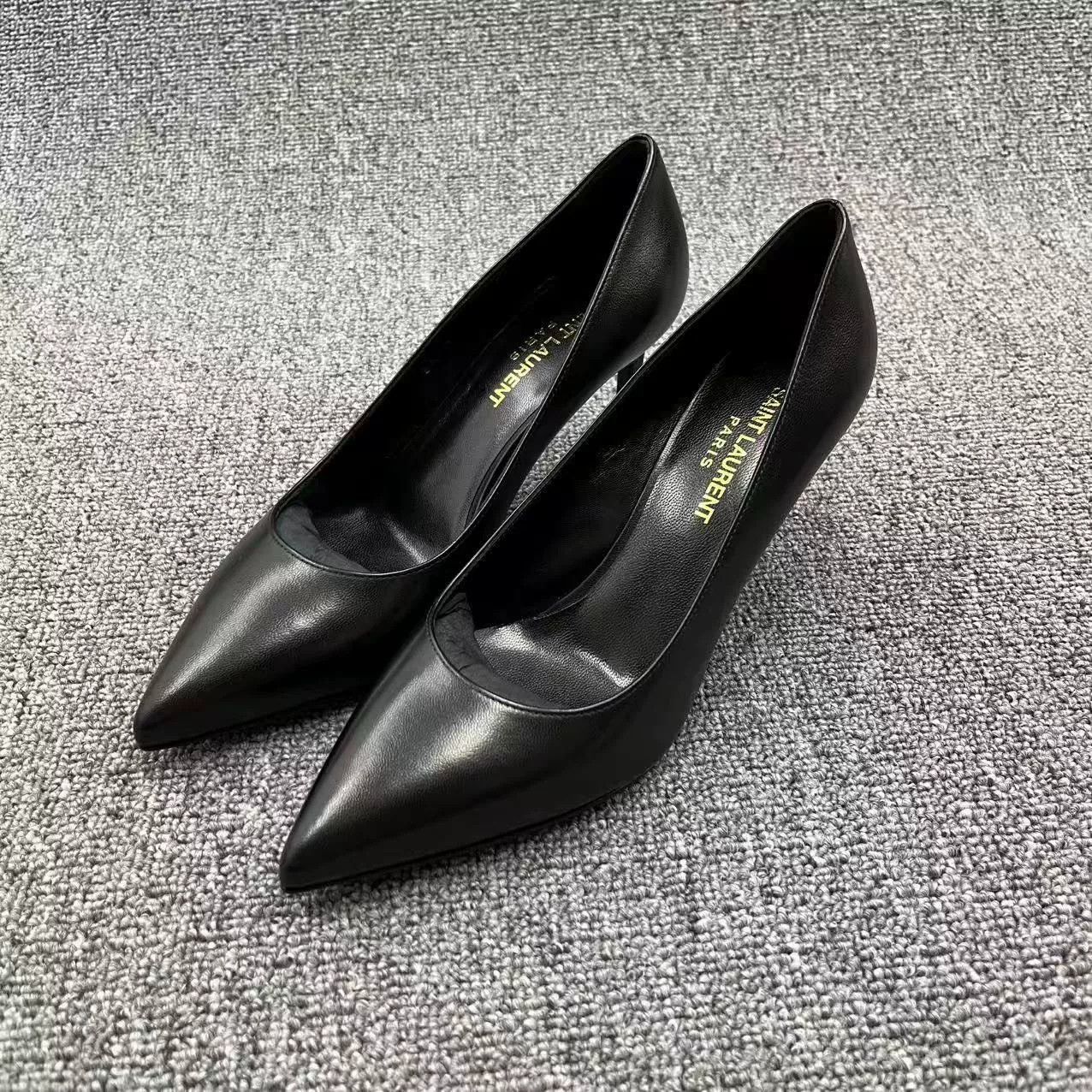 Saint Laurent Paris Saint Laurent Black Patent Lambskin Heels Size US 5 / IT 35 - 1 Thumbnail