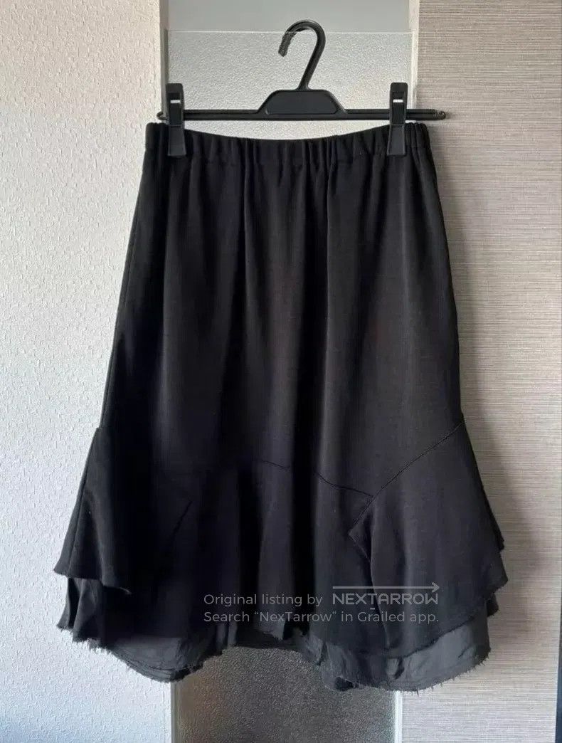 Comme des Garcons Comme Des Garcons Black flare skirt Size 25" / US 0 / IT 36 - 1 Thumbnail