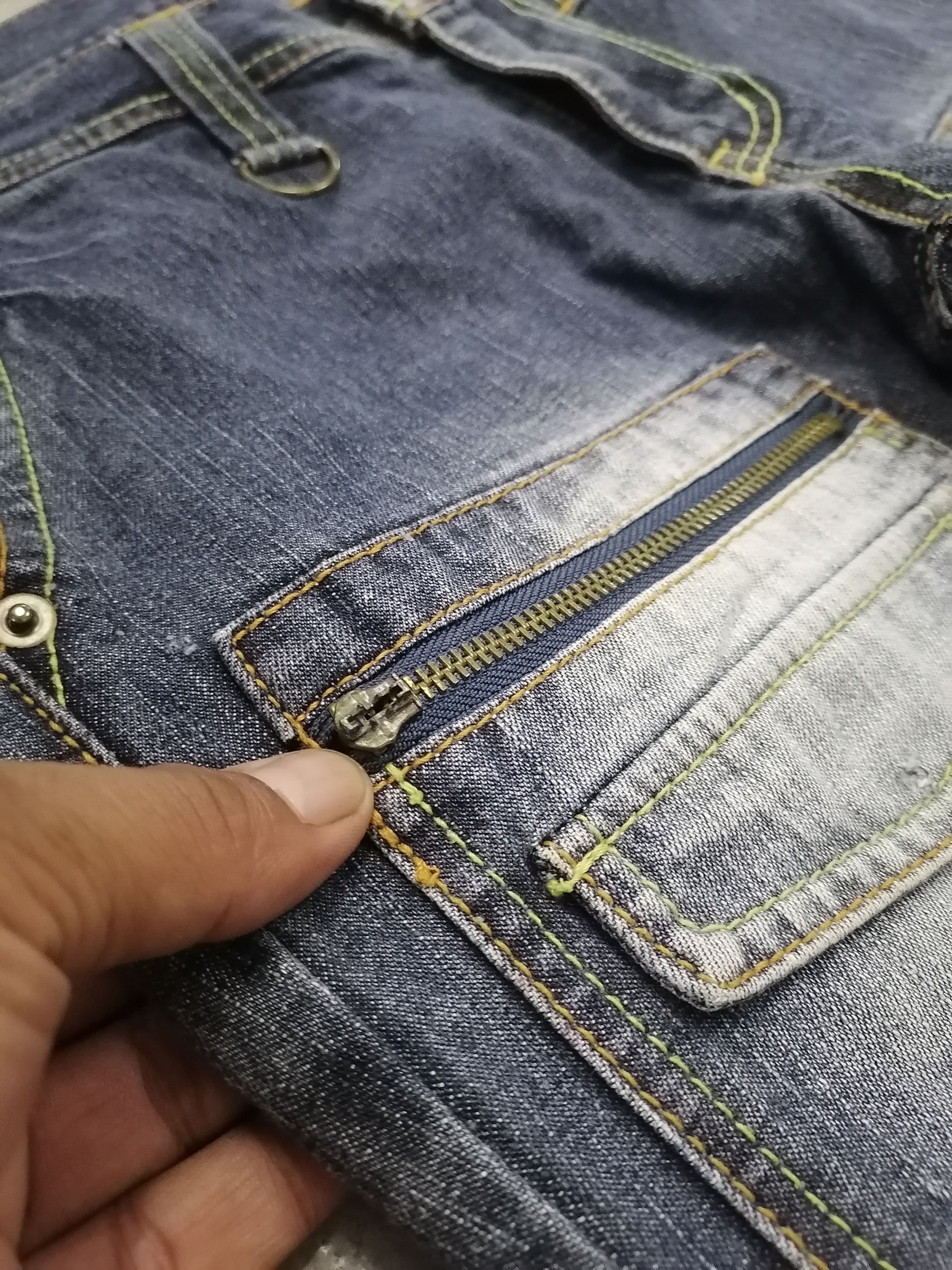 14th Addiction × If Six Was Nine × Le Grande Bleu (L.G.B.) Flare Jeans Pandora Distressed Denim Bushpants Size US 32 / EU 48 - 5 Thumbnail