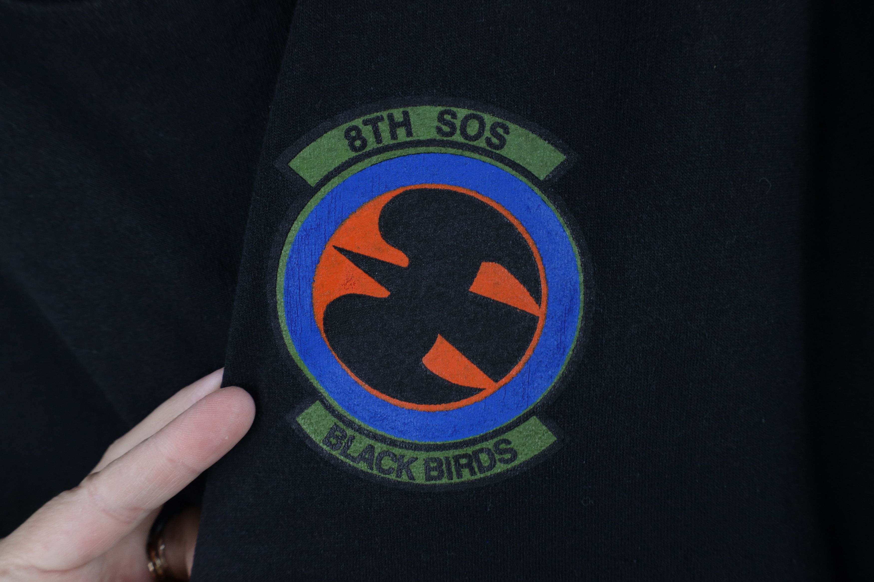 Vintage Vintage 90s Special Operations Squadron Black Birds T-Shirt Size US L / EU 52-54 / 3 - 4 Thumbnail