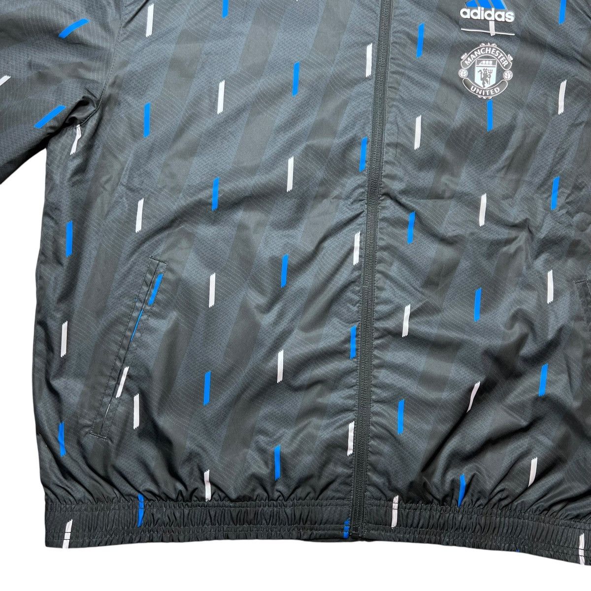 Adidas 2022-2023 Adidas Manchester United Reversible Anthem Jacket Size US XL / EU 56 / 4 - 19 Thumbnail
