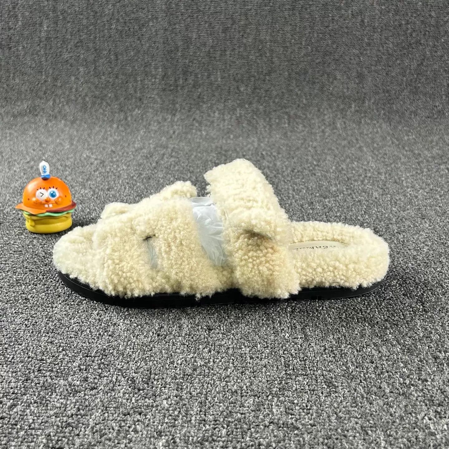 Hermes Hermes Lambskin Teddy Slippers White 38 Size US 7.5 / IT 37.5 - 3 Thumbnail