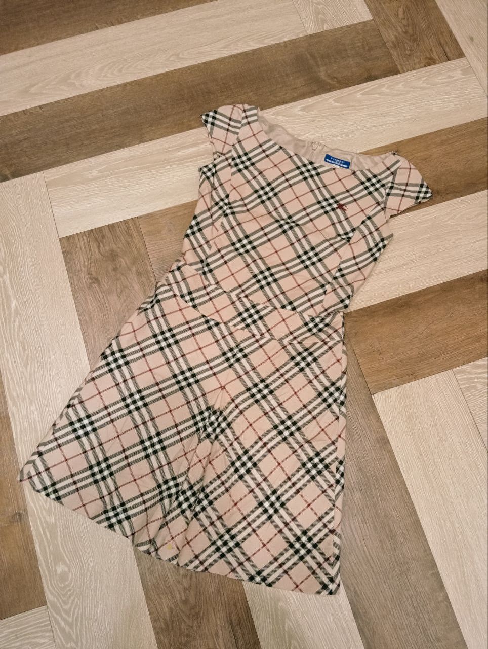 Burberry BURBERRY LONDON BLUE LABEL NOVA CHECK DRESS Size XS / US 0-2 / IT 36-38 - 2 Thumbnail