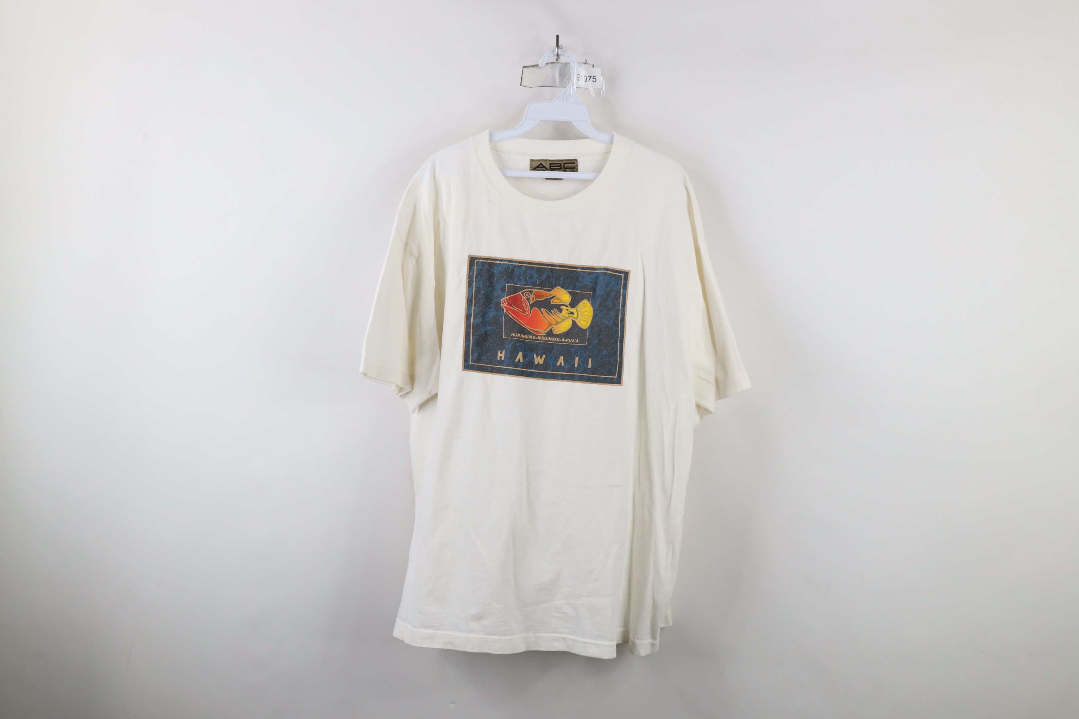 Vintage Vintage 90s Streetwear Hawaii Fish Short Sleeve T-Shirt USA Size US XL / EU 56 / 4 - 1 Thumbnail