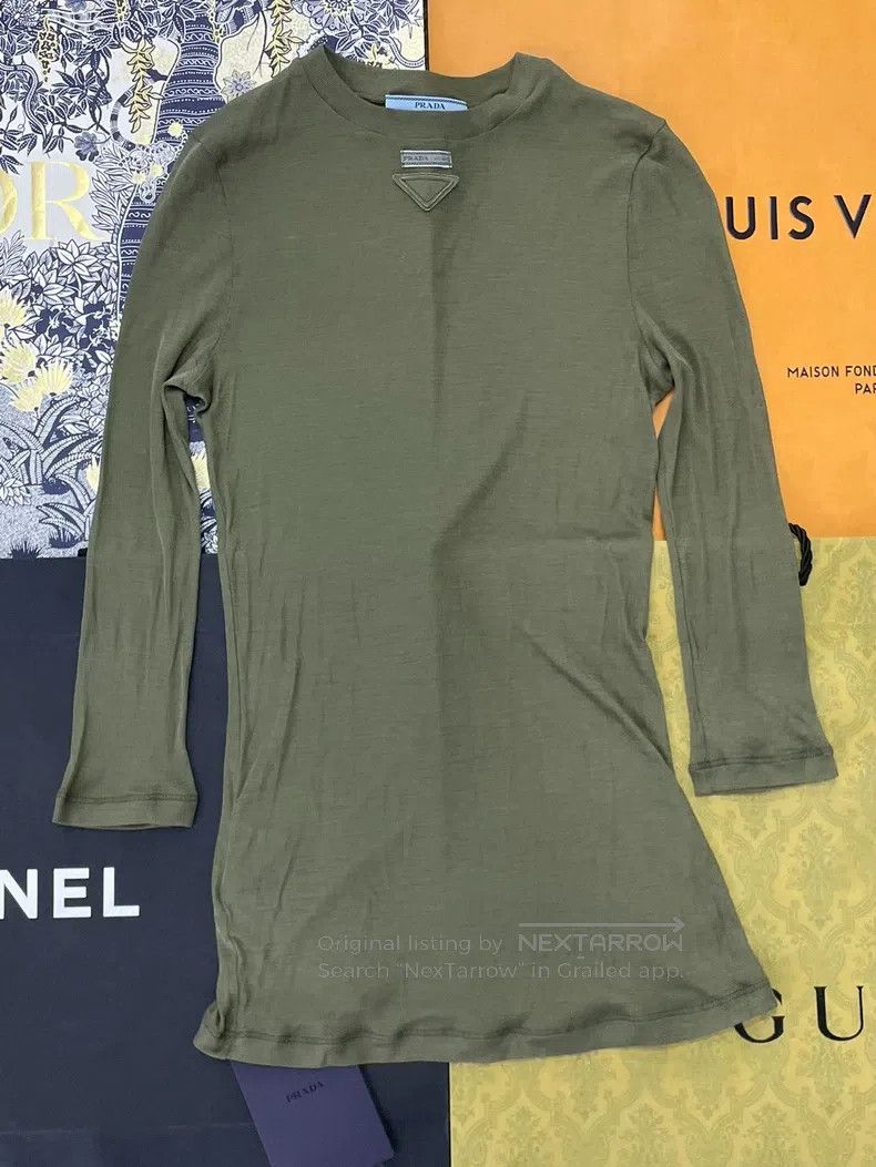 Prada Prada Green bottom long sleeves Size US XS / EU 42 / 0 - 1 Thumbnail