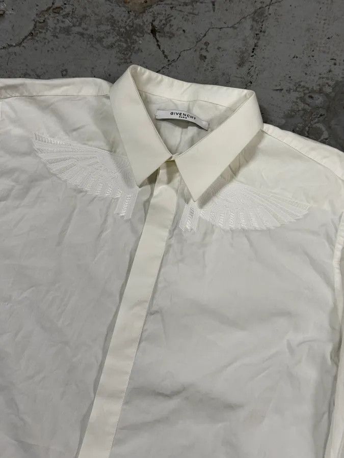 Givenchy SS2017 Givenchy Embroided Wings White Shirt by Riccardo Tisci Size US L / EU 52-54 / 3 - 5 Thumbnail