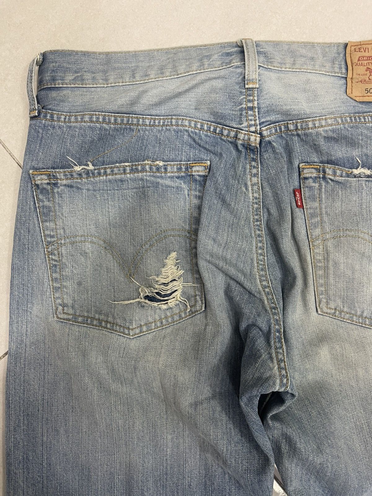 Levi's Vintage Levi's 501 Distressed Jeans |Light Wash | Button Fly Size US 33 - 10 Thumbnail