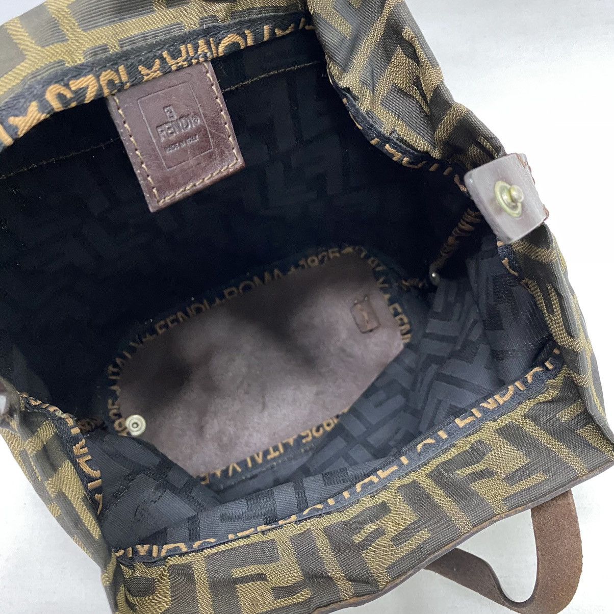 Fendi ‼️YES‼️ AUTHENTIC FENDI FF ZUCCA FORDABLE BAG Size ONE SIZE - 10 Thumbnail