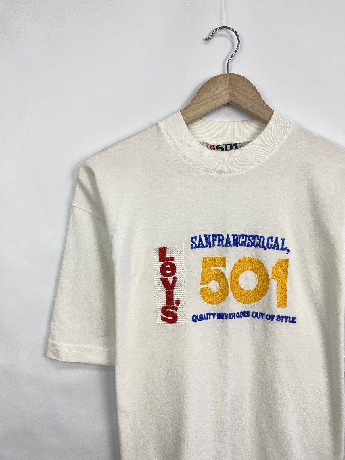 Levi's 🇺🇸Vintage 90s Levi’s 501 San Francisco Rare Retro T-Shirt Size US L / EU 52-54 / 3 - 2 Thumbnail