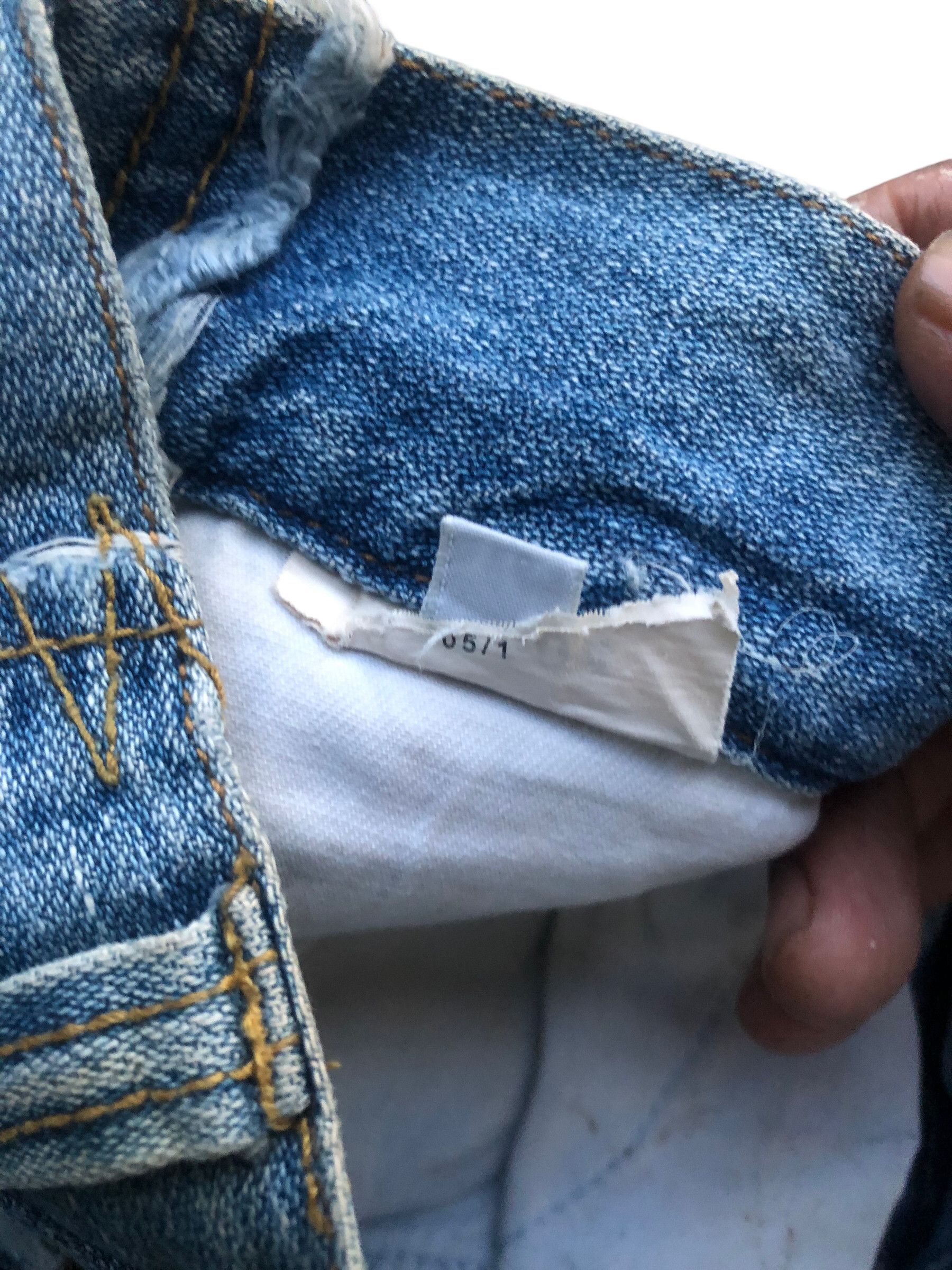 Dolce & Gabbana 💯DOLCE & GABBANA Vintage Distressed Style Worn Denim Jeans Size US 33 - 13 Thumbnail