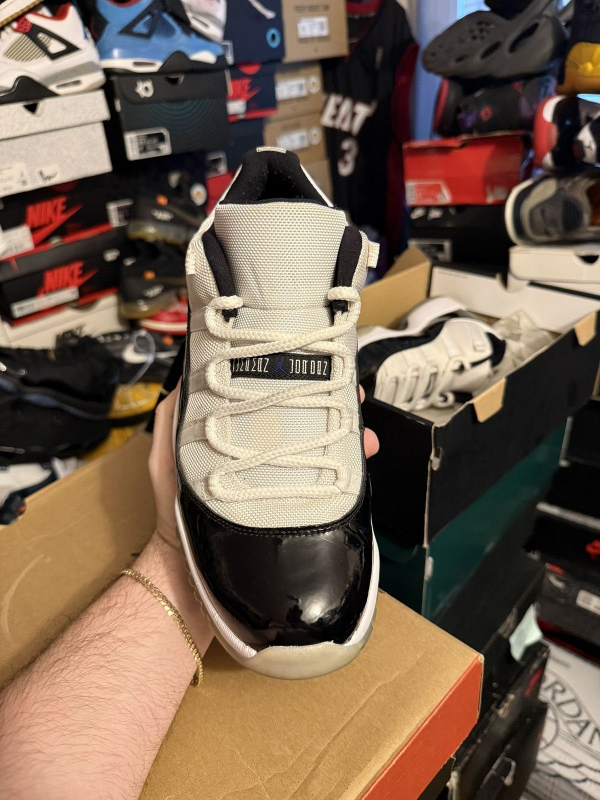 Jordan Brand Jordan retro 11 low concord sz 9.5 Size US 9.5 / EU 42-43 - 2 Thumbnail
