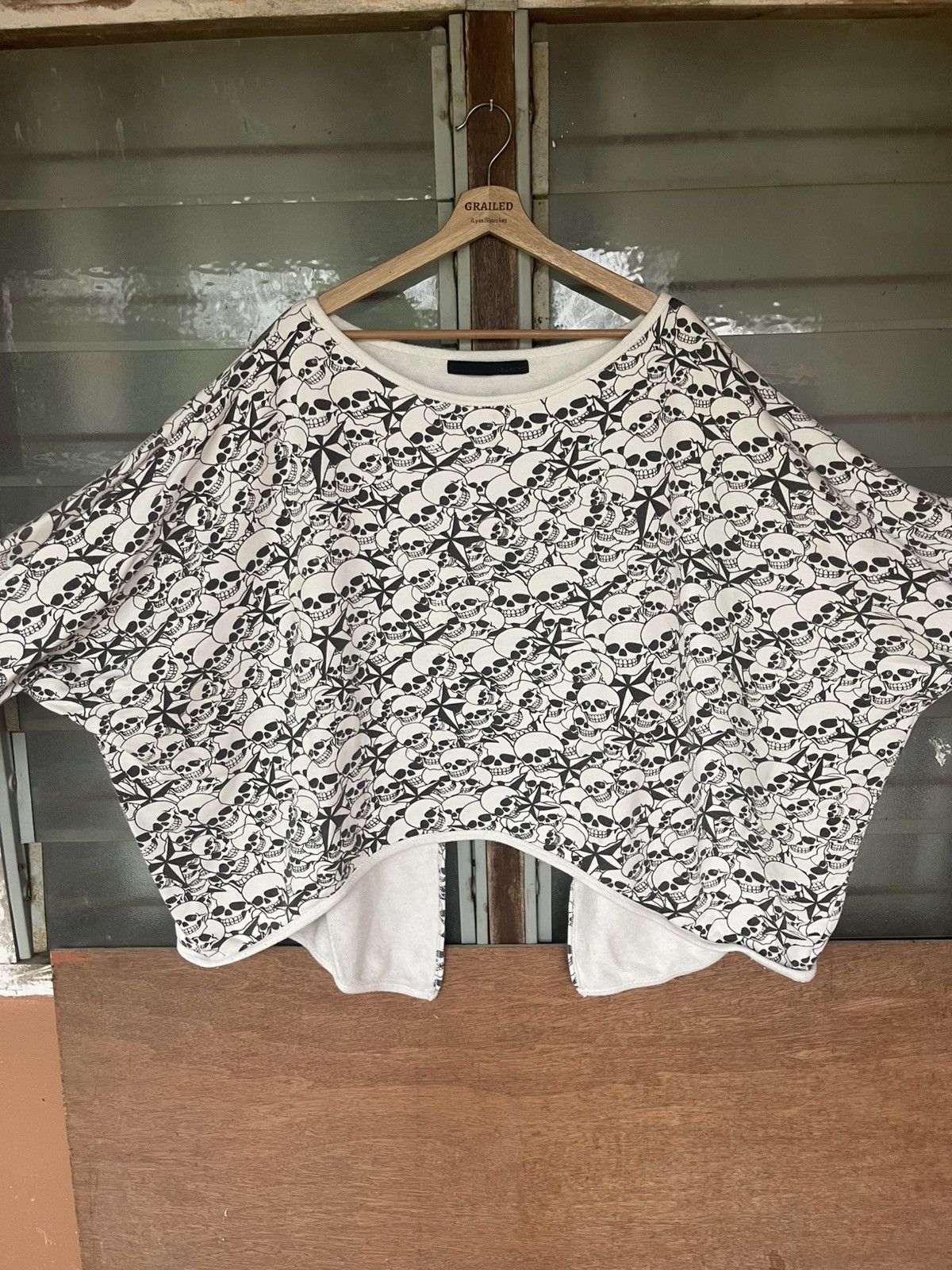 Japanese Brand Vintage Glad News Skull Print Oversized Drop Tail Hem Size ONE SIZE - 3 Thumbnail