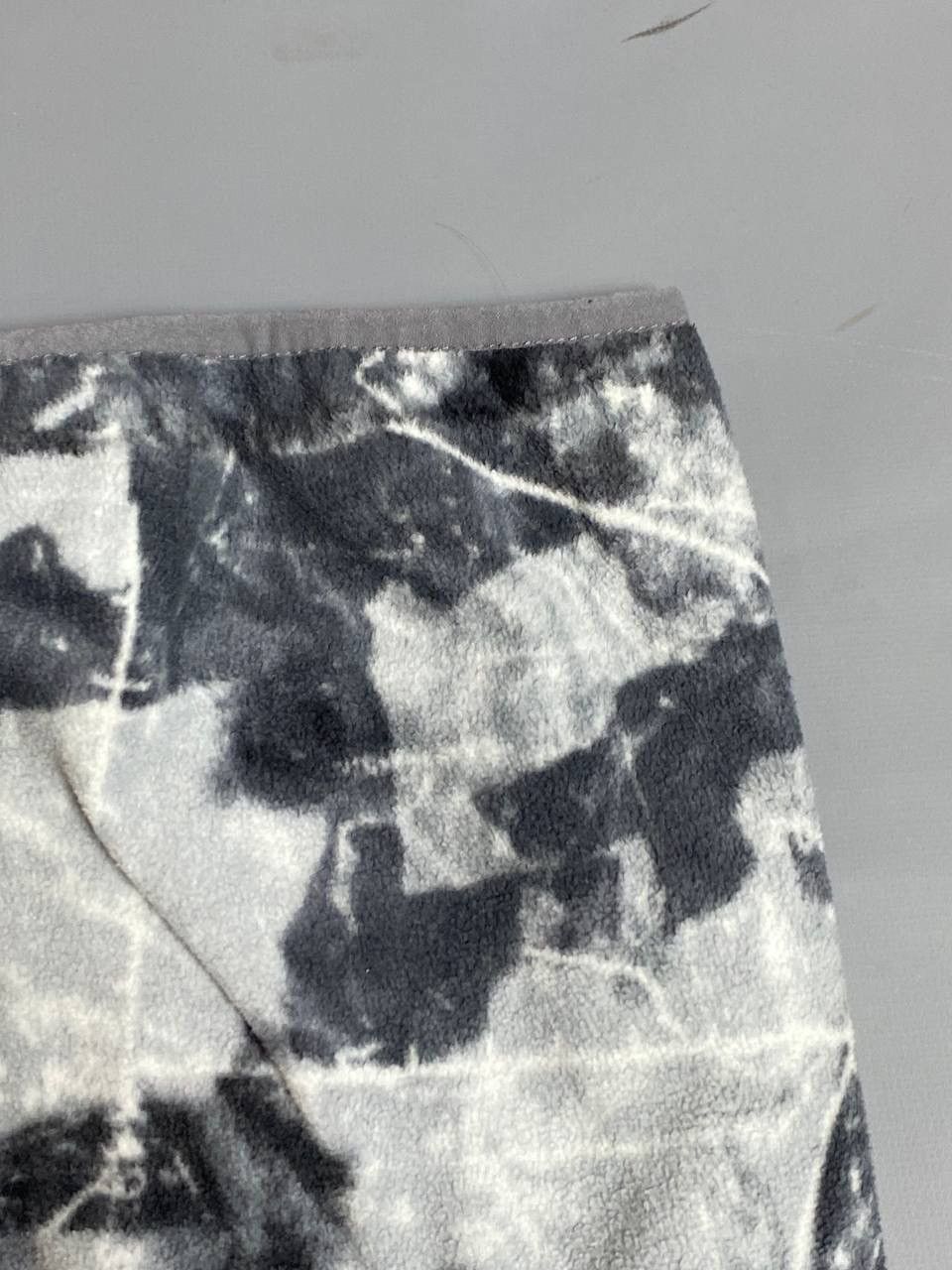 Quiksilver Quiksilver Abstract Fleece Neck Gaiter Tube Scarf Winter Size ONE SIZE - 9 Thumbnail