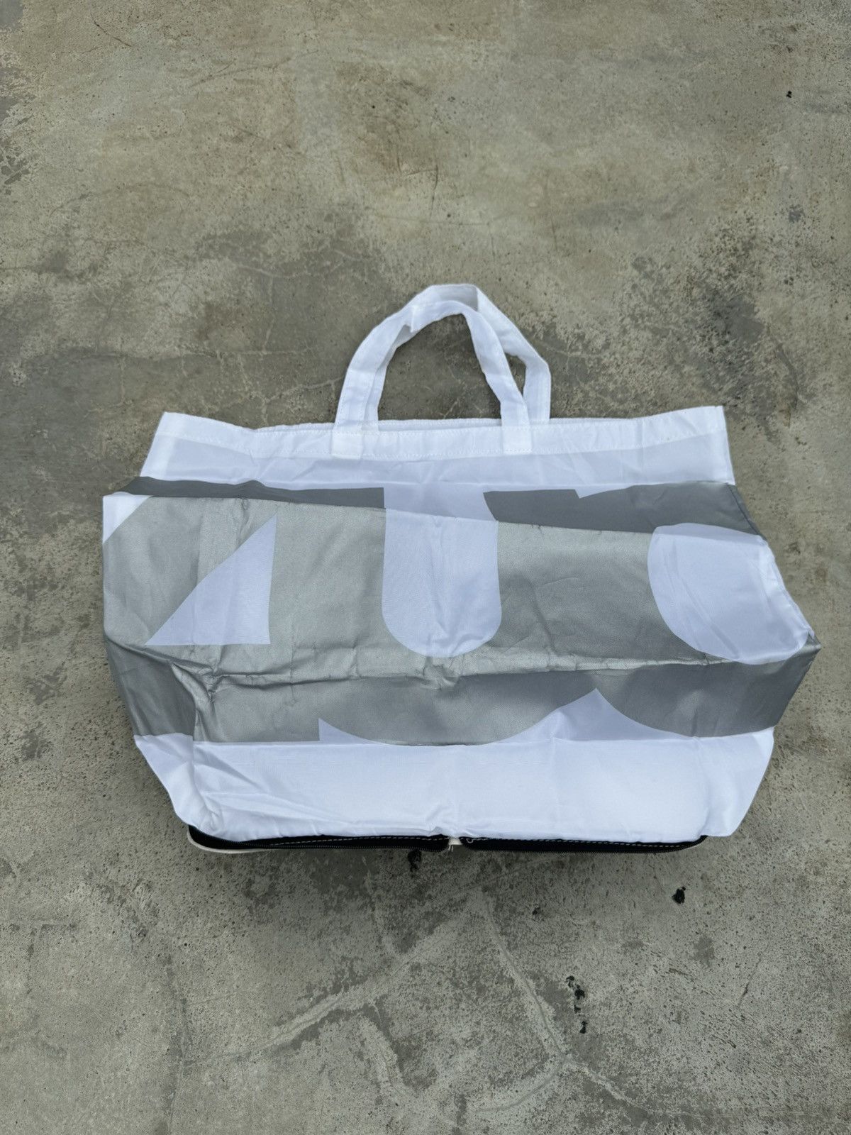 CABANE de ZUCCa × Issey Miyake ISSEY MIYAKE ZUCCA TOTE BAG & REUSEABLE TOTE BAG Size ONE SIZE - 9 Thumbnail