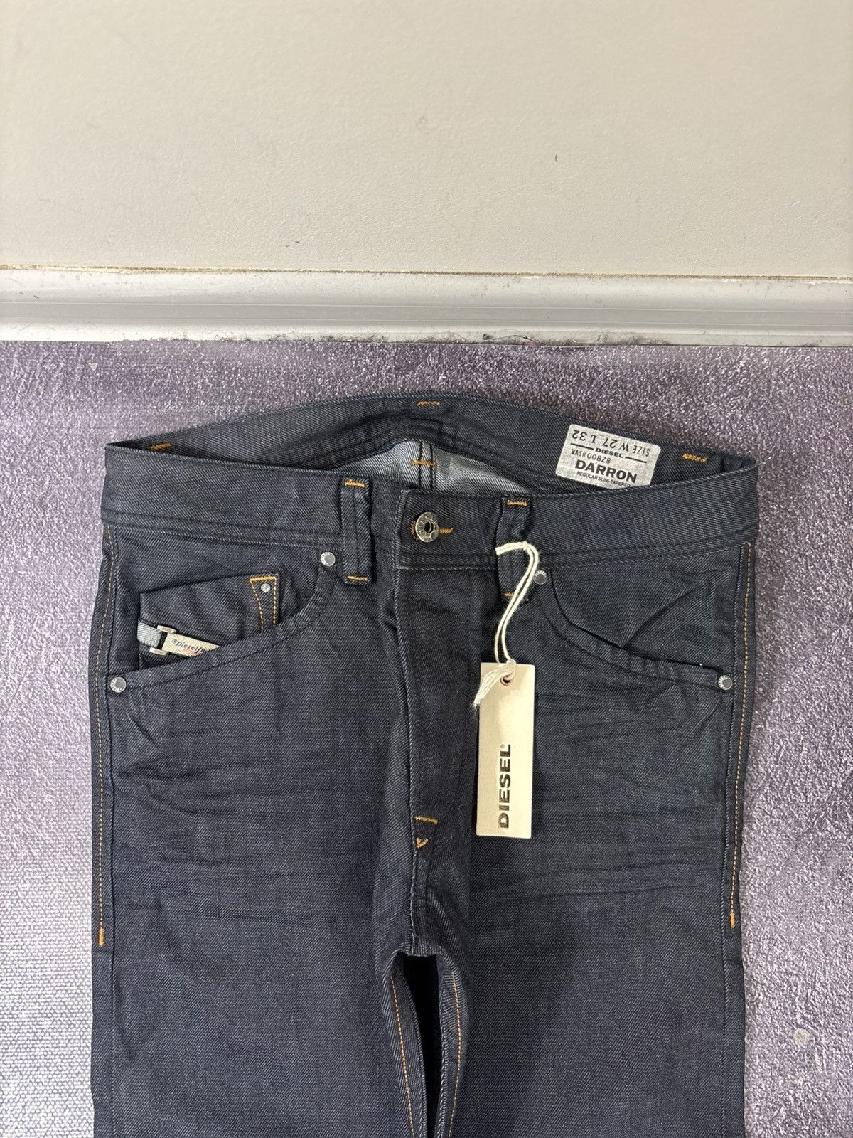 Diesel Diesel Darron Regular Slim Tapered NWT Men’s Denim Jeans Size US 27 - 5 Thumbnail