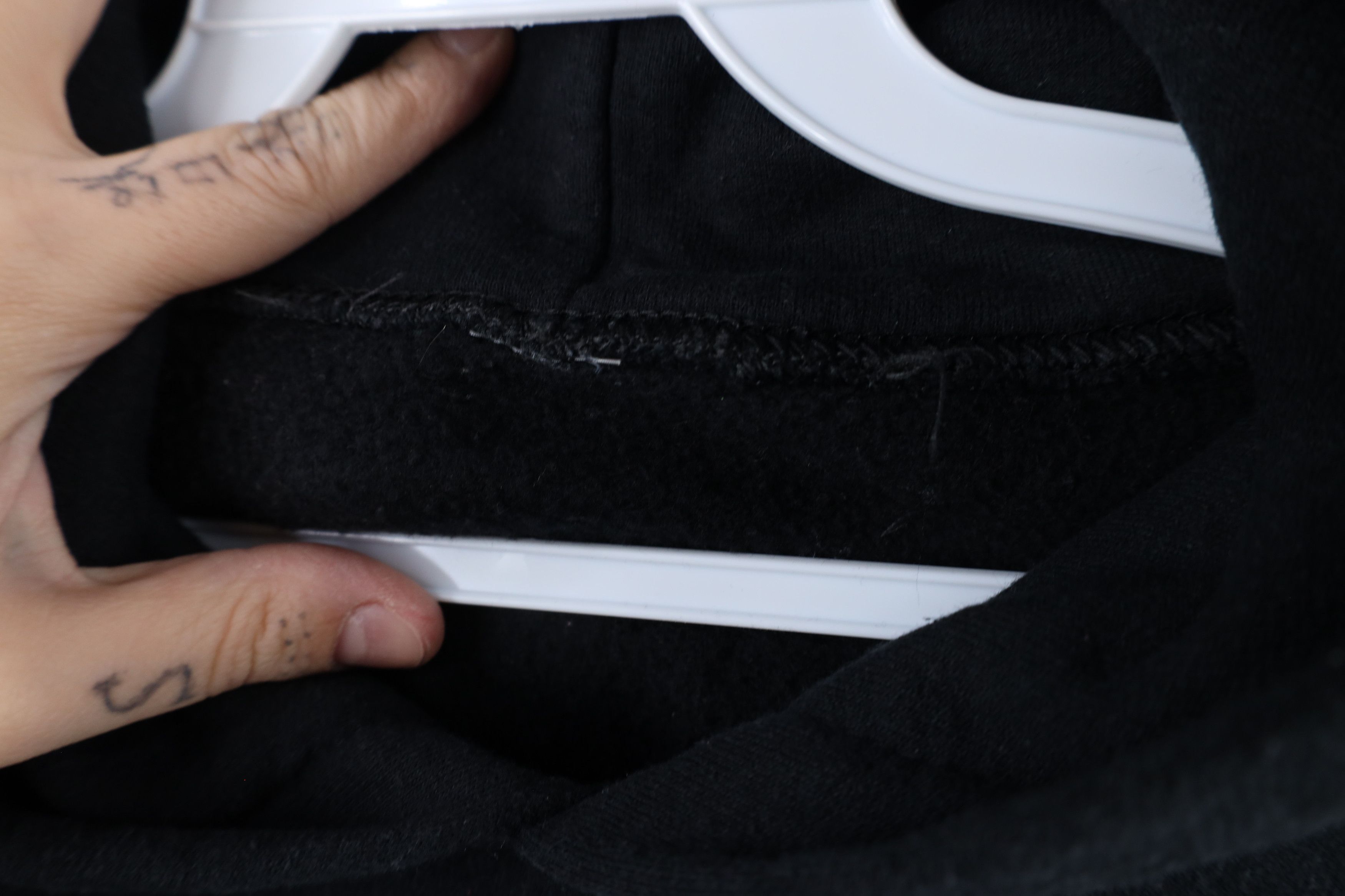 Vintage Vintage 90s Streetwear Faded Blank Hoodie Sweatshirt Black Size US S / EU 44-46 / 1 - 8 Thumbnail
