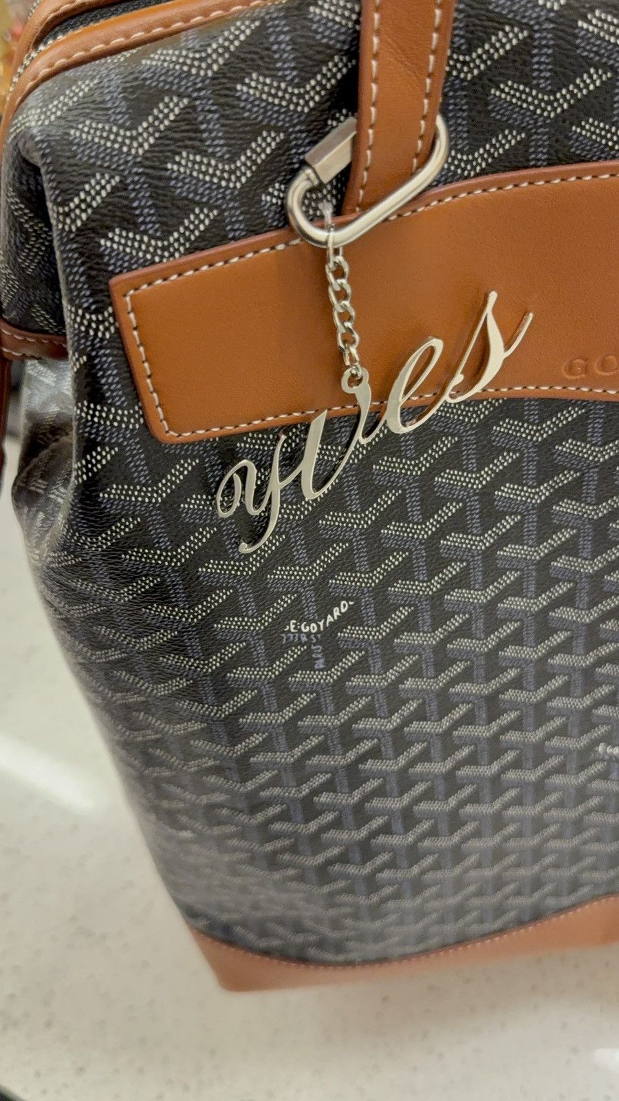 Other Yves keychain Size ONE SIZE - 2 Thumbnail