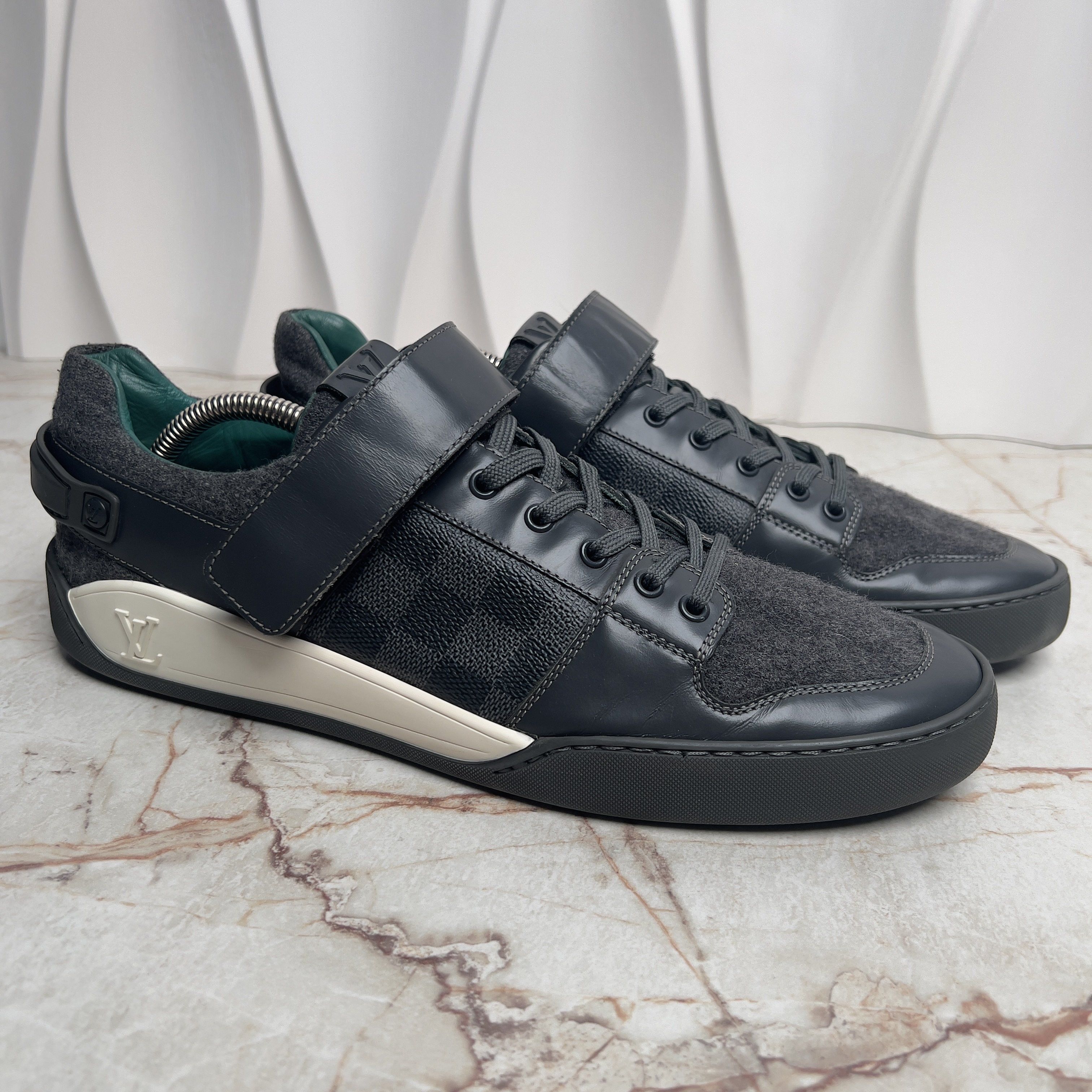 Louis Vuitton Elliptic Sneakers Graphite Damier Leather Size US 9.5 / EU 42-43 - 3 Thumbnail
