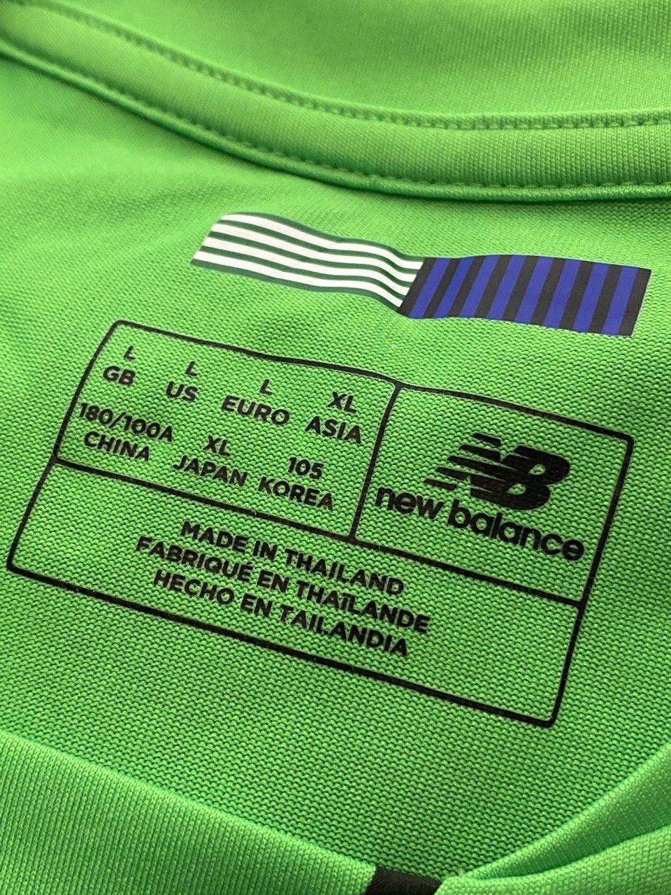 New Balance New Balance Celtic FC 2017/18 Third Soccer Jersey Size US L / EU 52-54 / 3 - 14 Thumbnail
