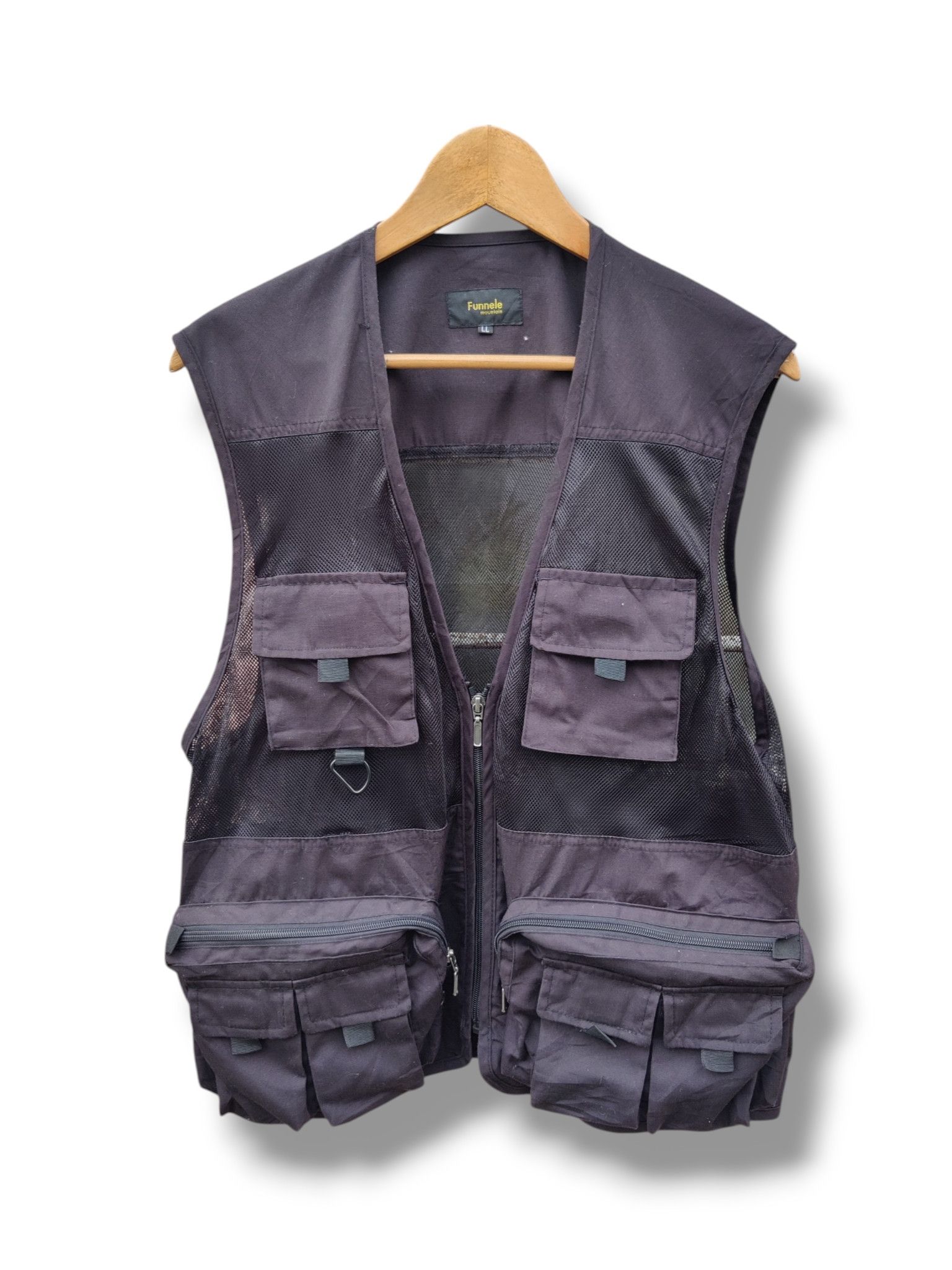 Japanese Brand Vintage Funnele Mountain Tactical Fish Net Vest Jacket Size US L / EU 52-54 / 3 - 1 Thumbnail