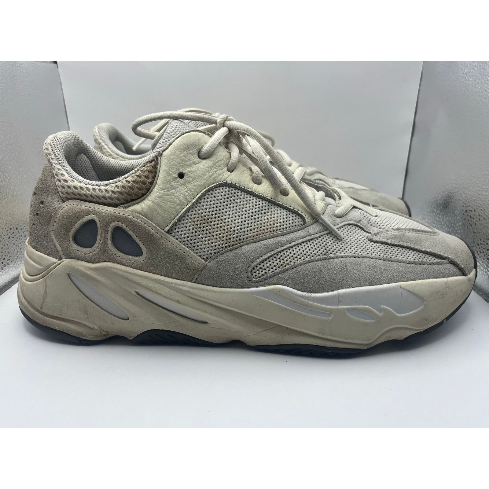 Adidas Adidas Yeezy Boost 700 Analog EG7596 Beige Cream Sneakers Size US 13 / EU 46 - 1 Thumbnail