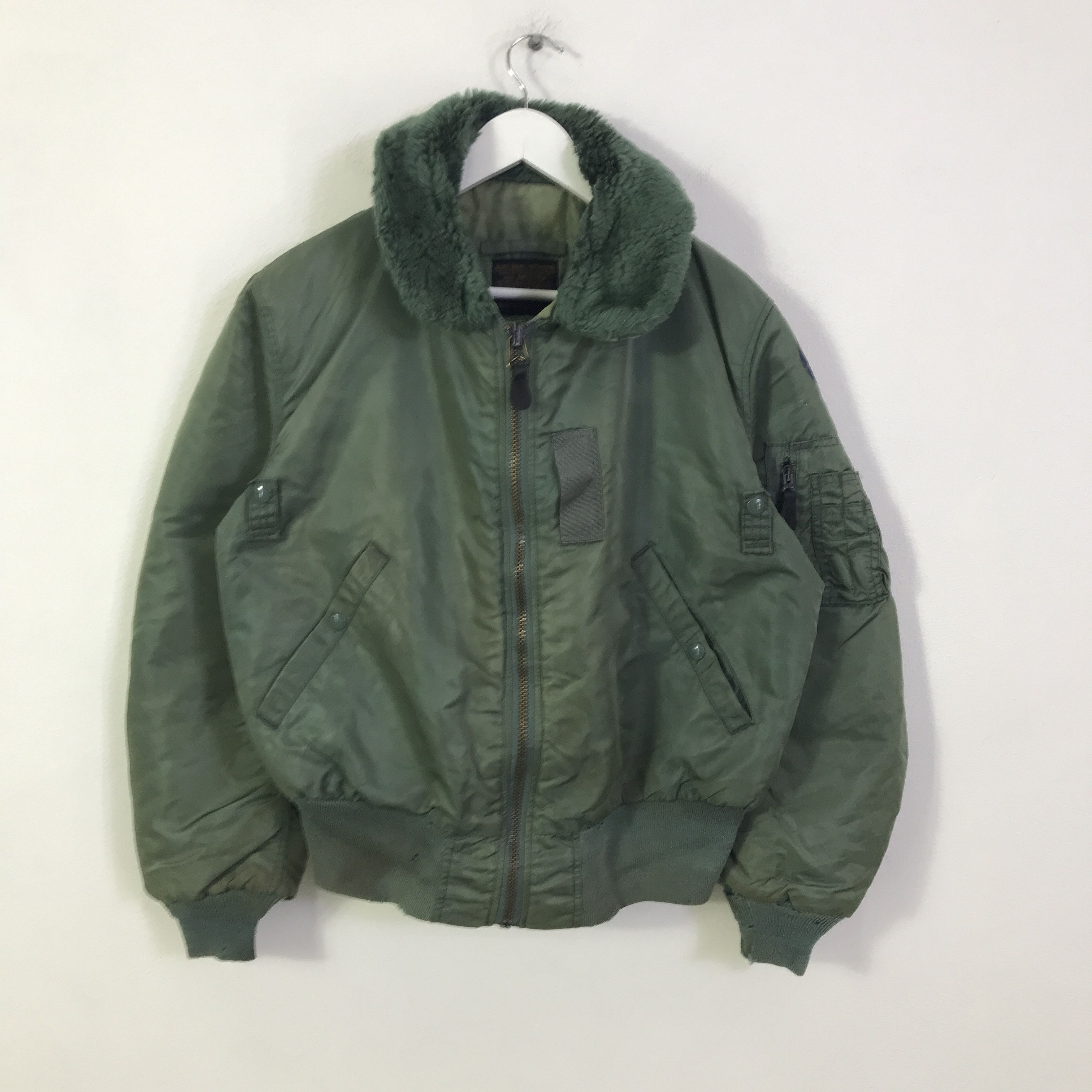 Alpha Industries vinatge alpha industries bombers faded jacket K116B20 Size US M / EU 48-50 / 2 - 1 Thumbnail