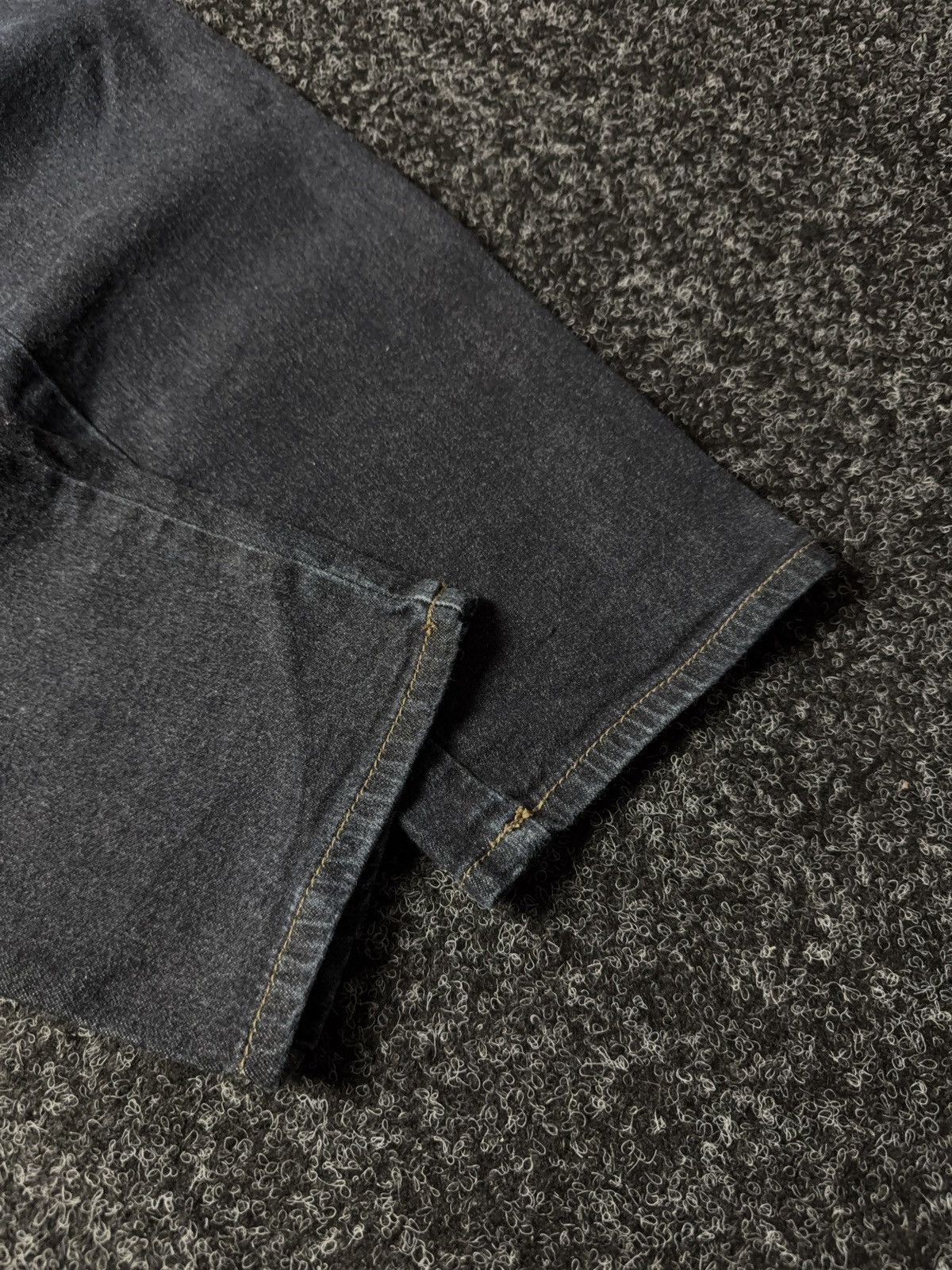 Giorgio Armani 00s Luxury Retro Armani Jeans J05 Dark Indigo Denim Jeans Size US 30 / EU 46 - 2 Thumbnail